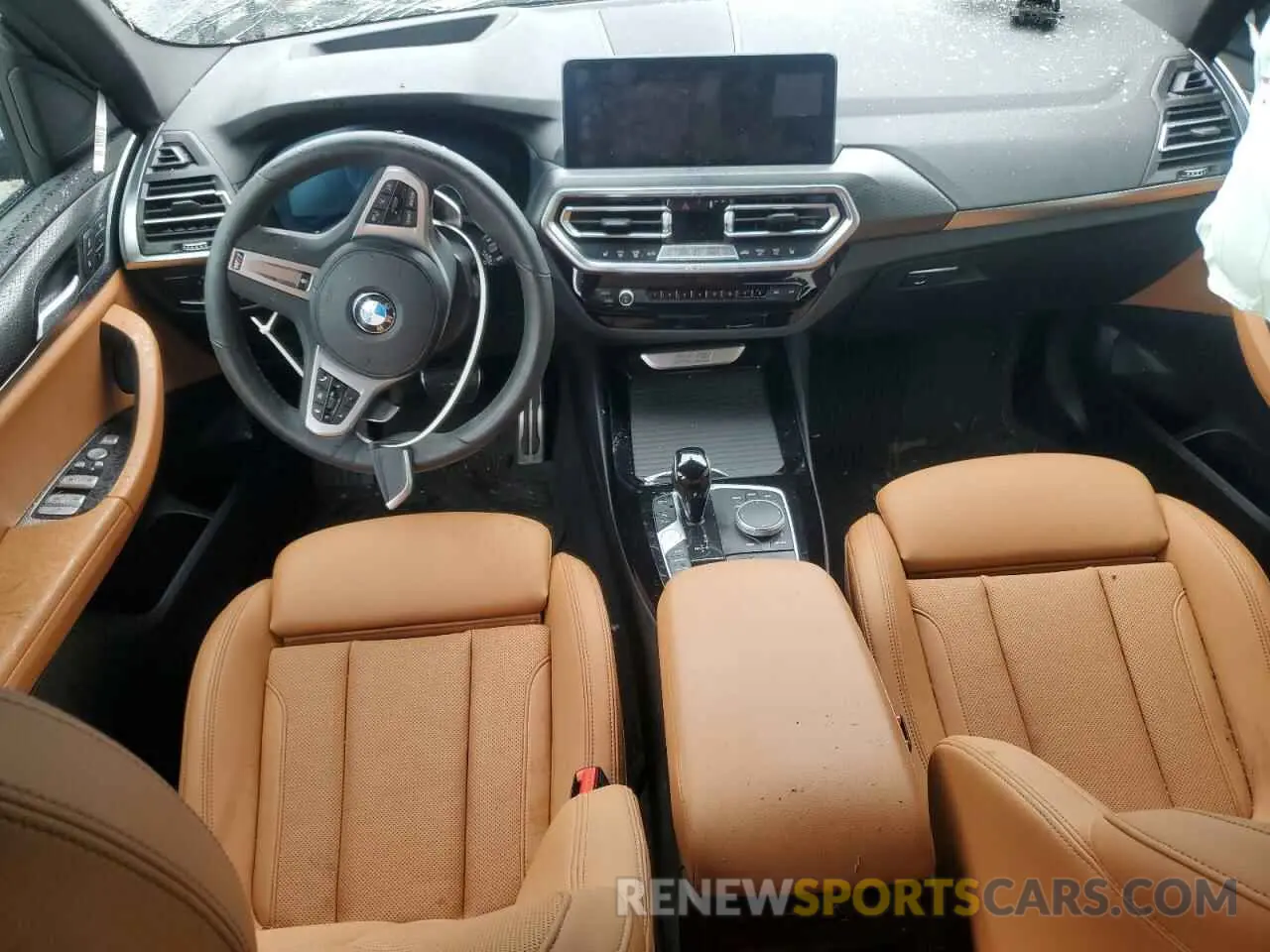 8 Photograph of a damaged car 5UX53DP04R9U49859 BMW X3 2024