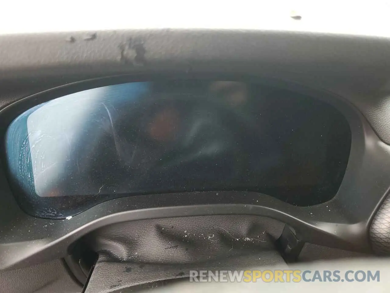 9 Photograph of a damaged car 5UX53DP04R9U49859 BMW X3 2024
