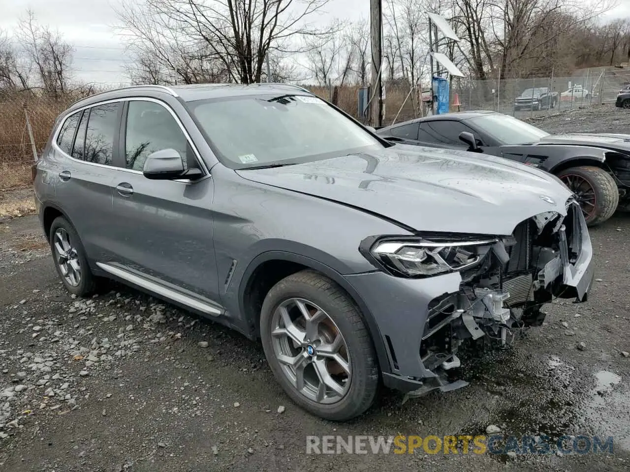 4 Photograph of a damaged car 5UX53DP04R9U62899 BMW X3 2024
