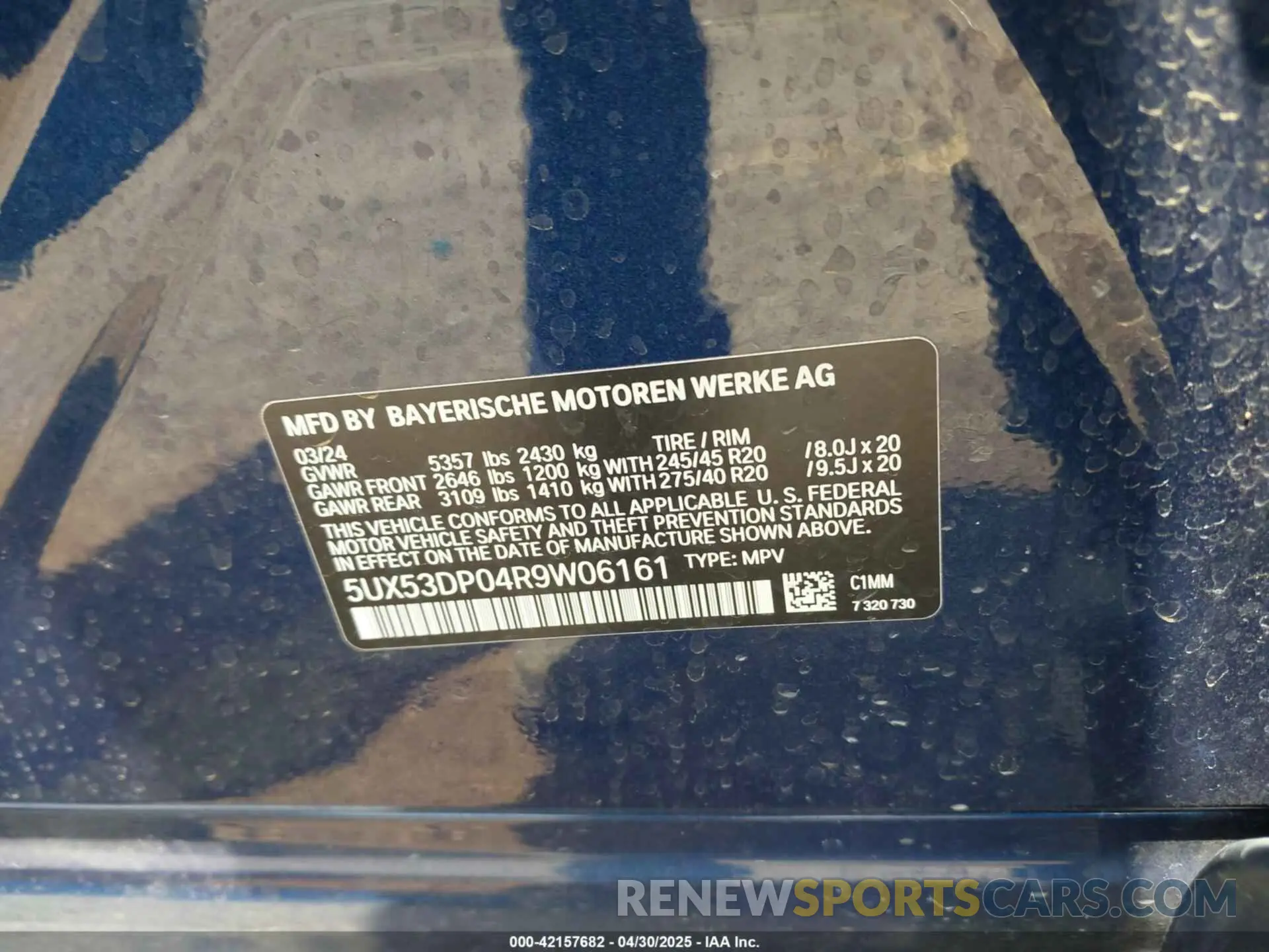 9 Photograph of a damaged car 5UX53DP04R9W06161 BMW X3 2024