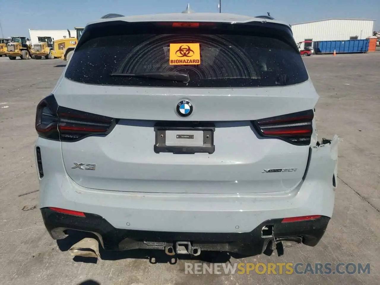 6 Photograph of a damaged car 5UX53DP05R9U07460 BMW X3 2024