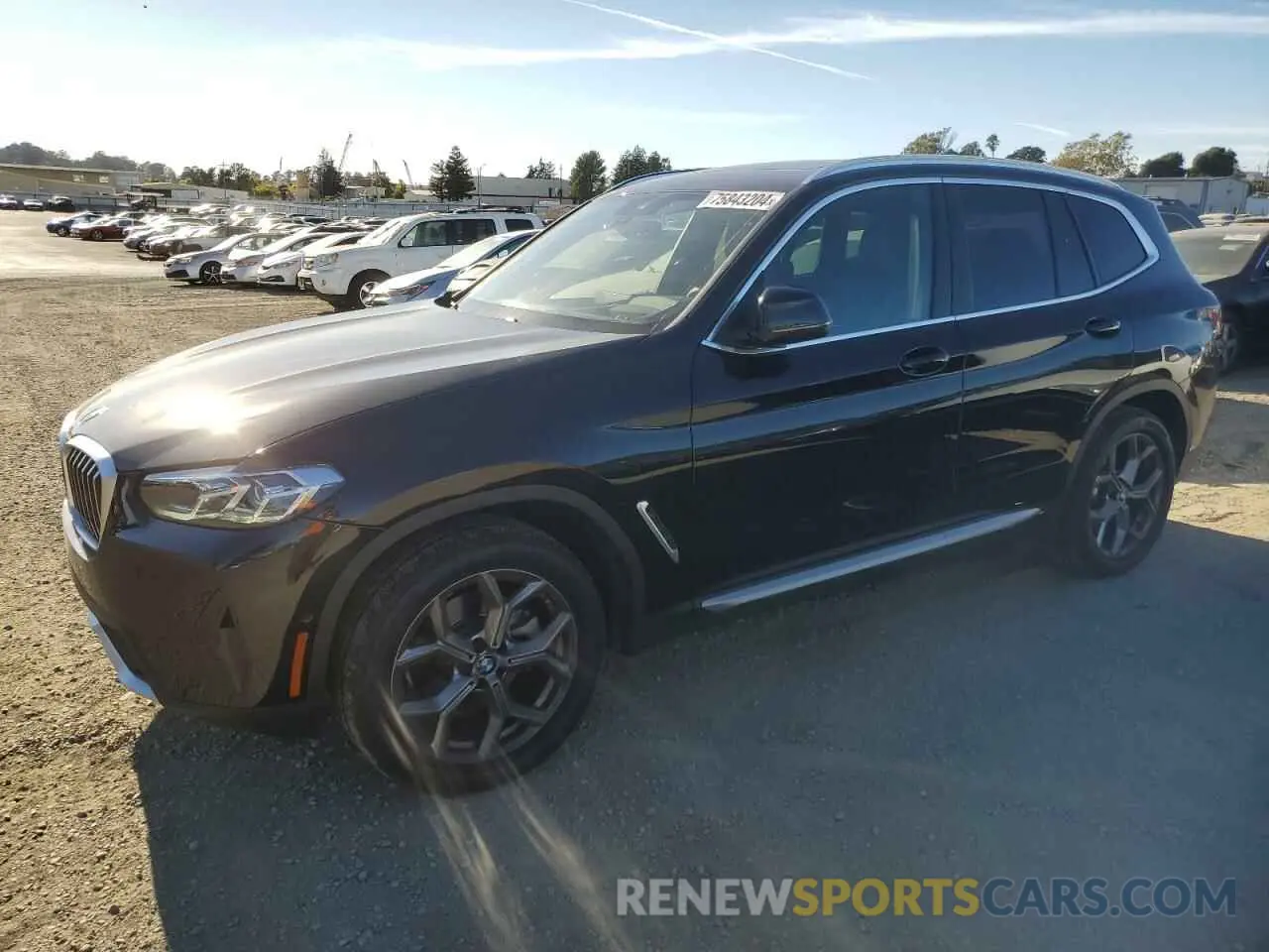 1 Photograph of a damaged car 5UX53DP05R9U58070 BMW X3 2024