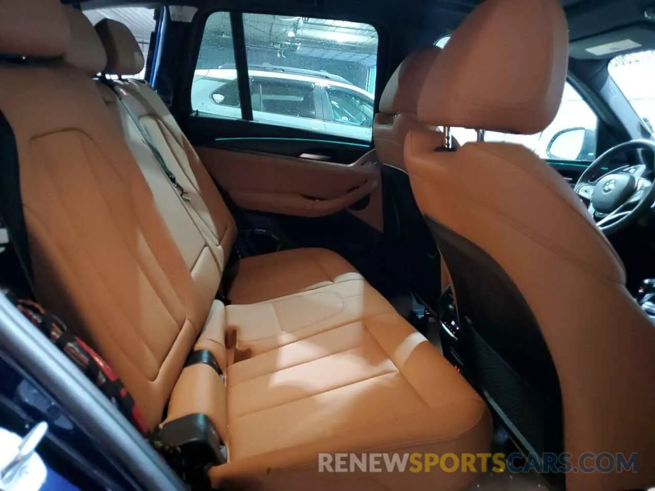 11 Photograph of a damaged car 5UX53DP06R9U33520 BMW X3 2024