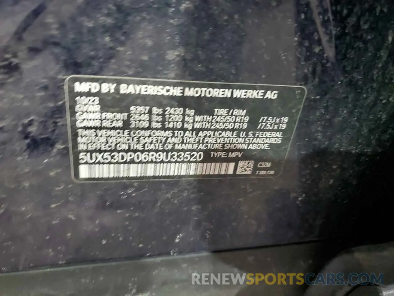 13 Photograph of a damaged car 5UX53DP06R9U33520 BMW X3 2024