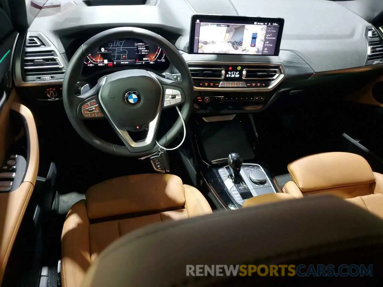 8 Photograph of a damaged car 5UX53DP06R9U33520 BMW X3 2024