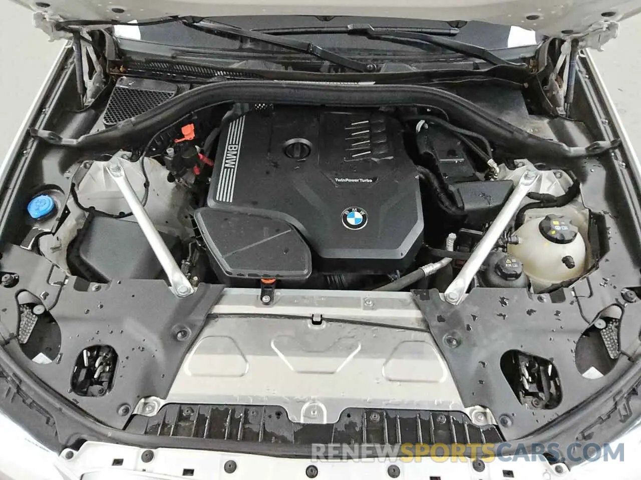 11 Photograph of a damaged car 5UX53DP06R9V46500 BMW X3 2024