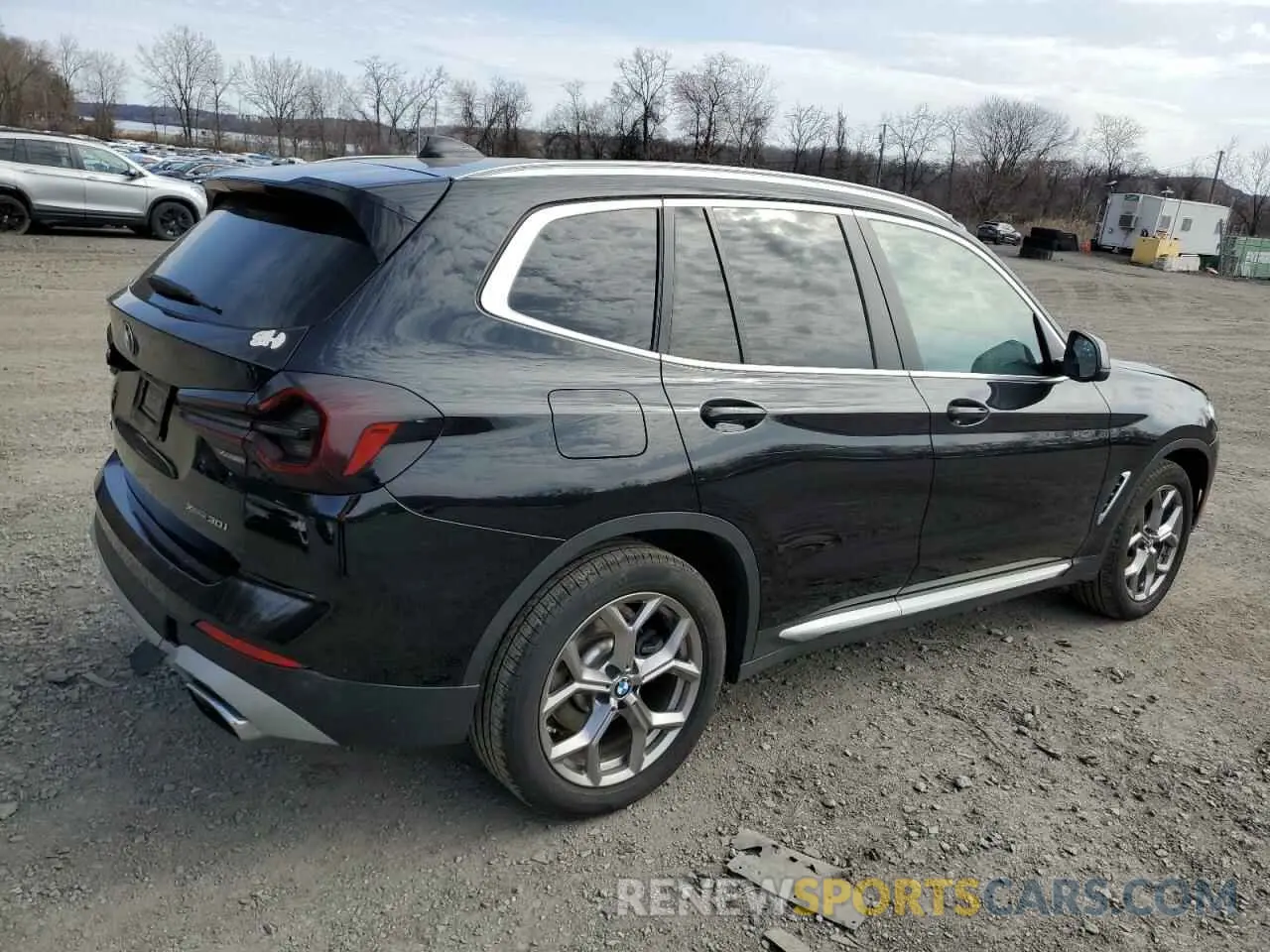 3 Photograph of a damaged car 5UX53DP07R9U41254 BMW X3 2024