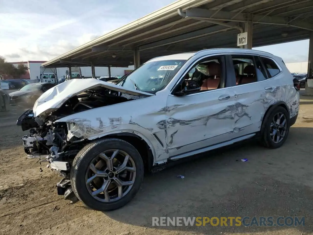 1 Photograph of a damaged car 5UX53DP07R9U47765 BMW X3 2024