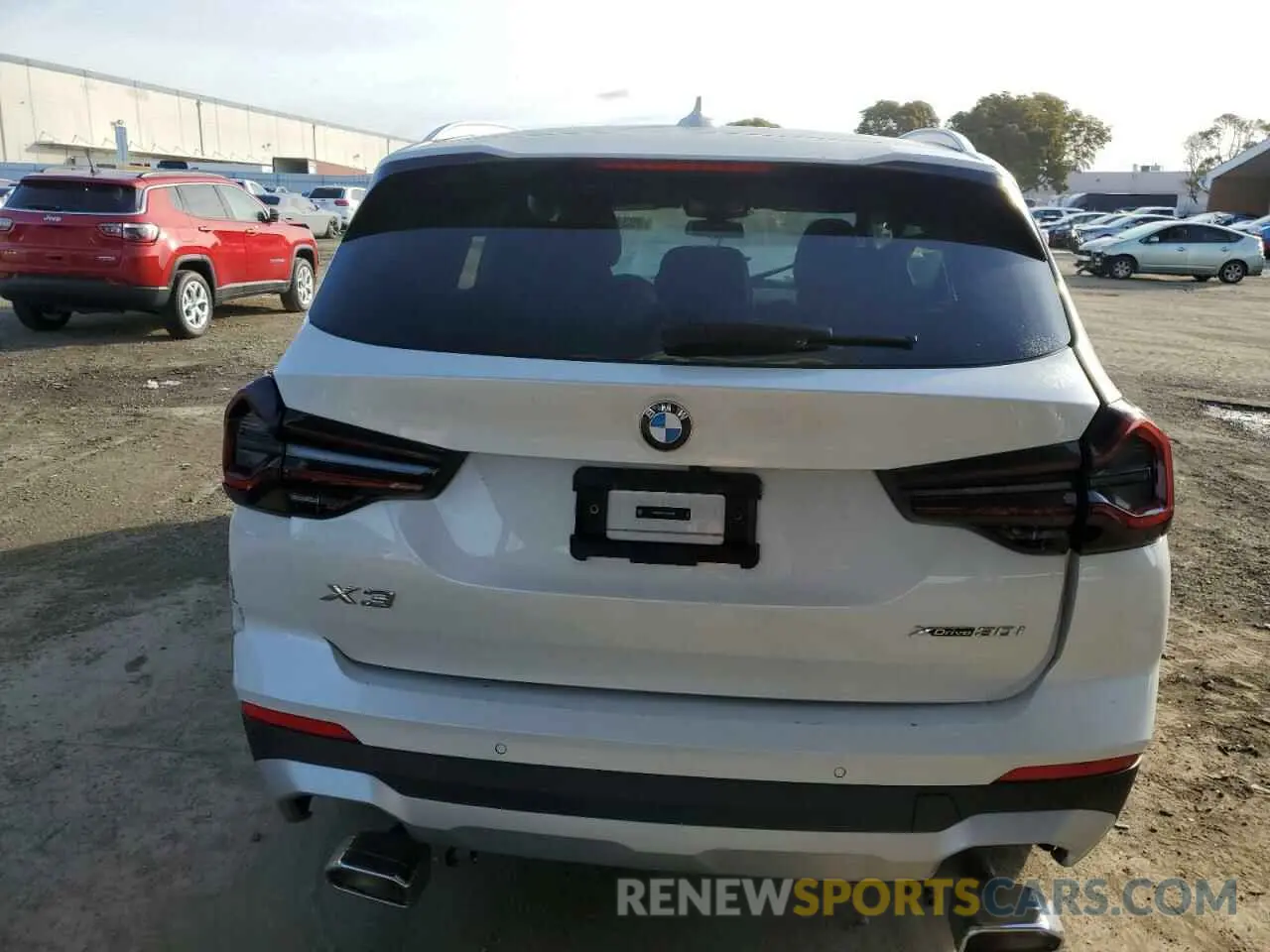 6 Photograph of a damaged car 5UX53DP07R9U47765 BMW X3 2024