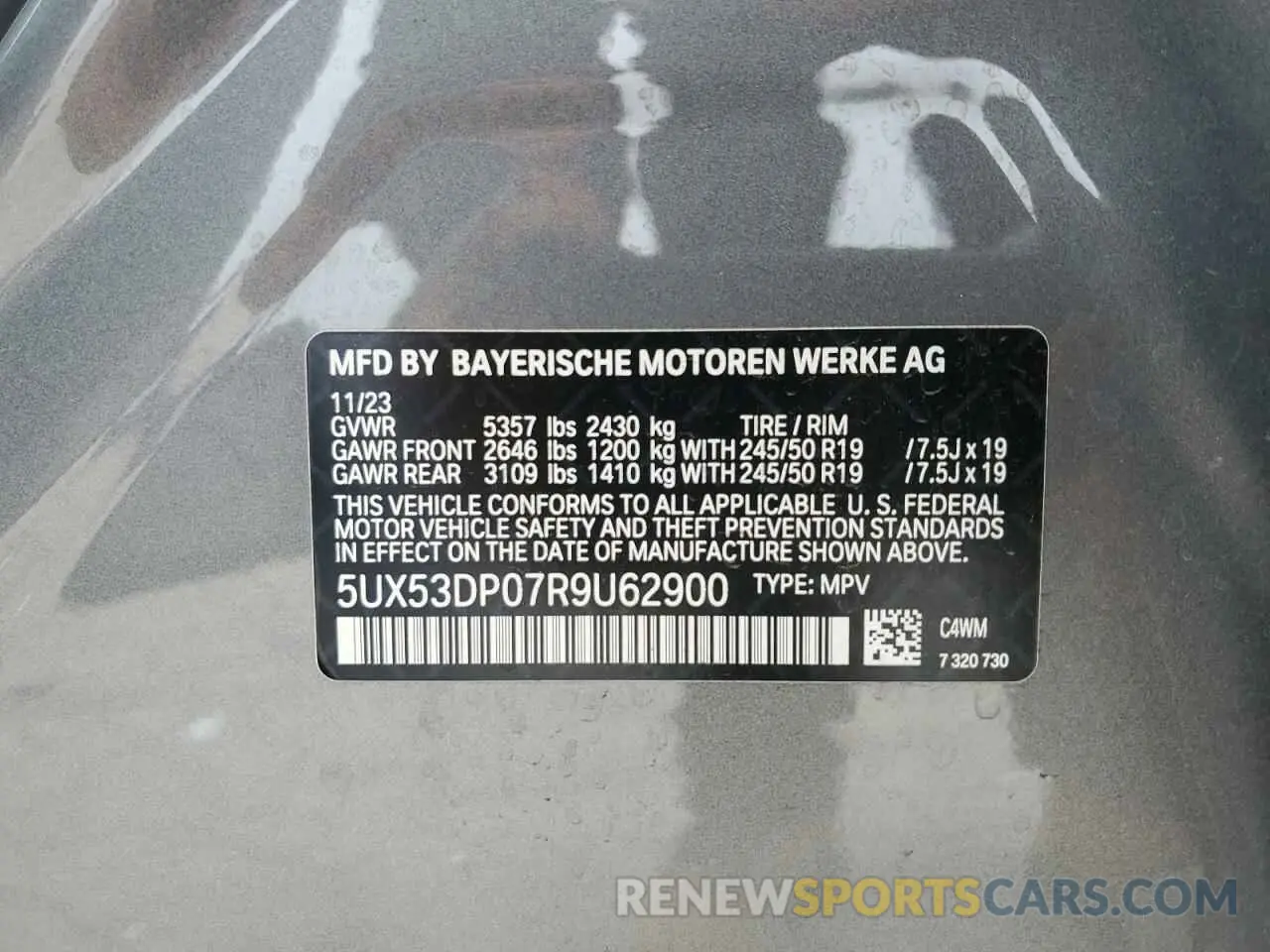 15 Photograph of a damaged car 5UX53DP07R9U62900 BMW X3 2024