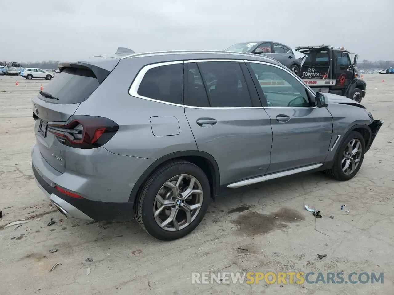 3 Photograph of a damaged car 5UX53DP07R9U62900 BMW X3 2024
