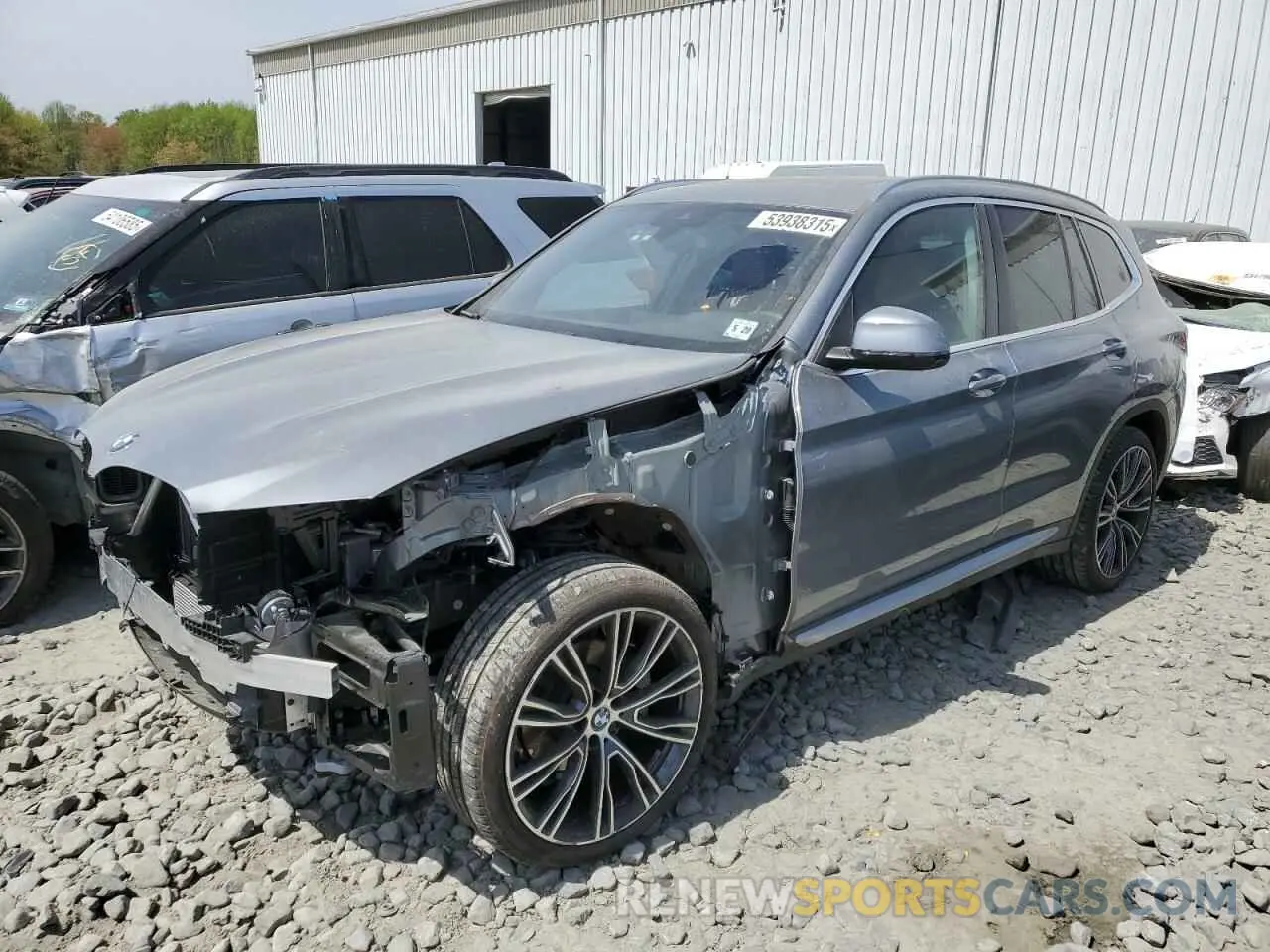 1 Photograph of a damaged car 5UX53DP07R9V73947 BMW X3 2024