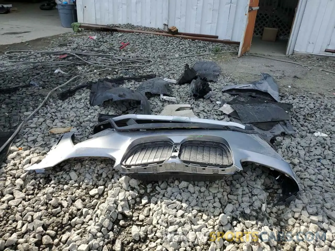 13 Photograph of a damaged car 5UX53DP07R9V73947 BMW X3 2024