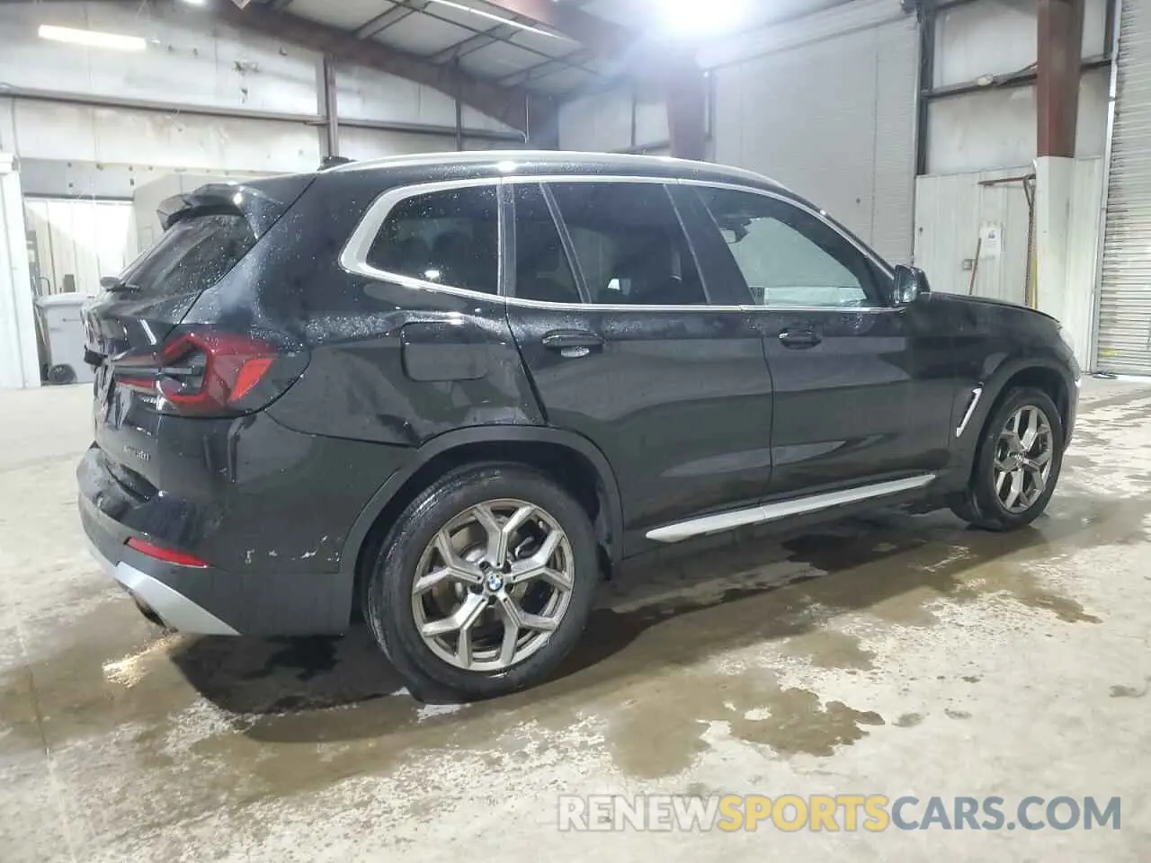 3 Photograph of a damaged car 5UX53DP07R9W13721 BMW X3 2024
