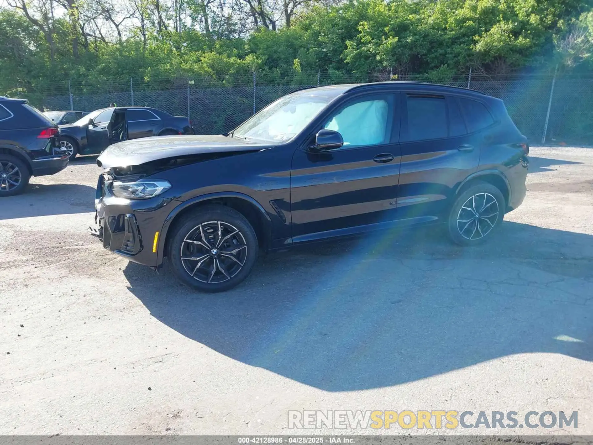 2 Photograph of a damaged car 5UX53DP08R9V36583 BMW X3 2024