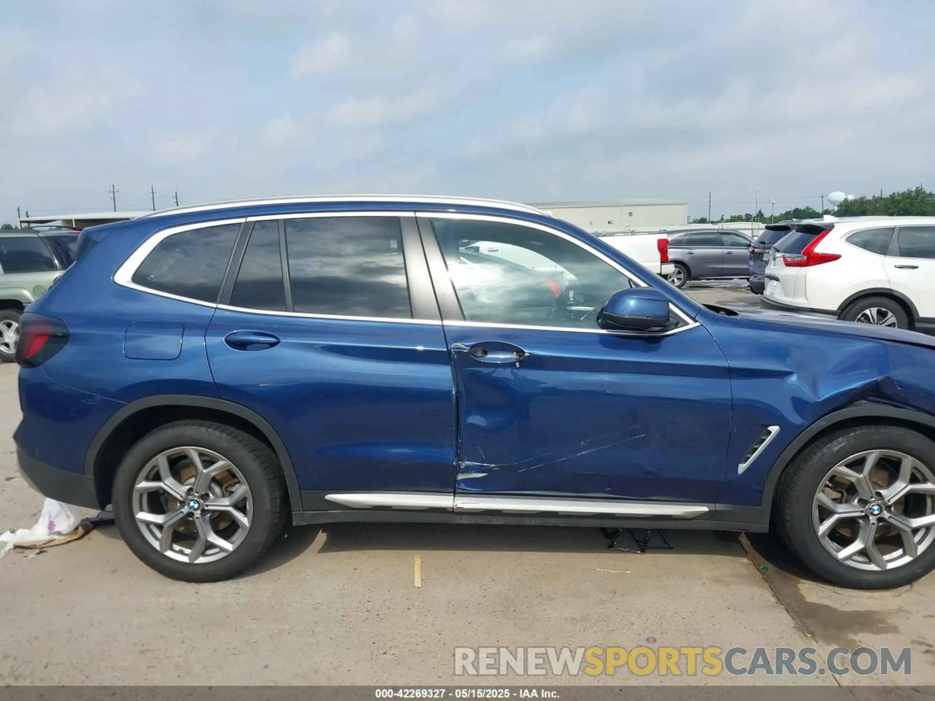 13 Photograph of a damaged car 5UX53DP09R9U09406 BMW X3 2024