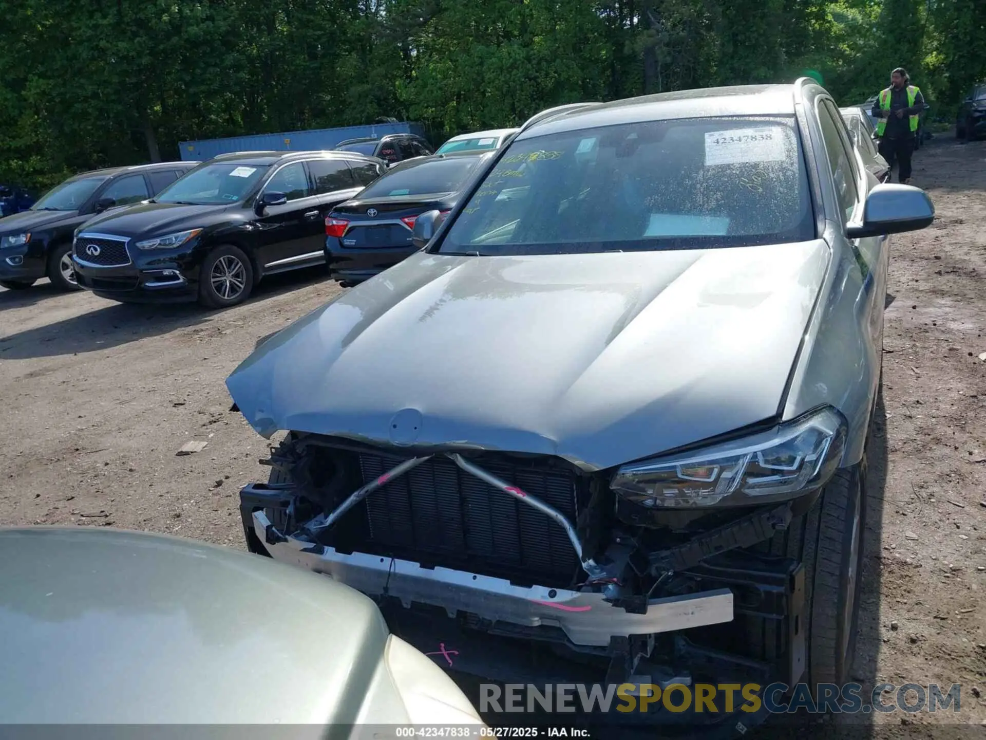 12 Photograph of a damaged car 5UX53DP09R9U54829 BMW X3 2024