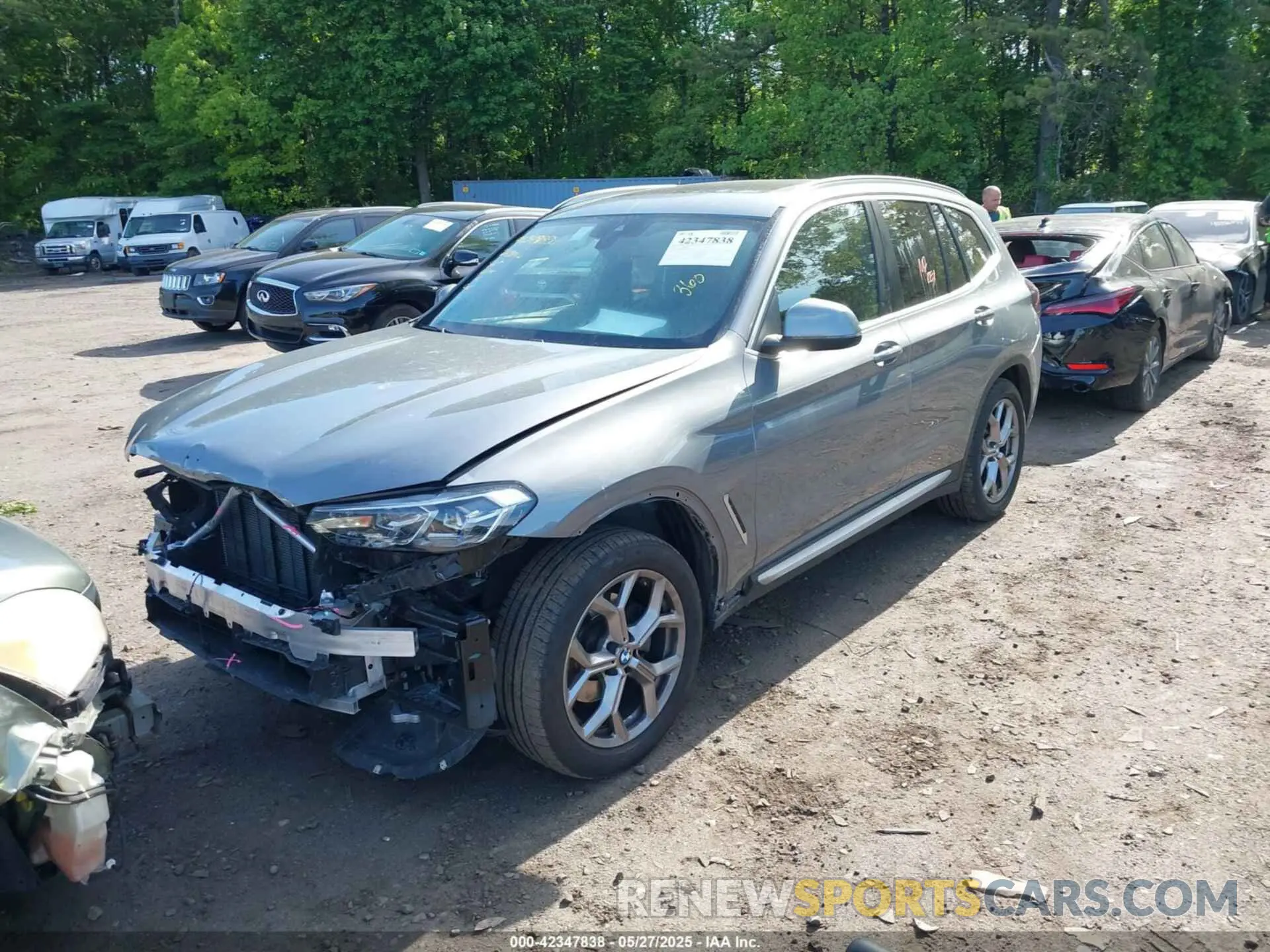 2 Photograph of a damaged car 5UX53DP09R9U54829 BMW X3 2024