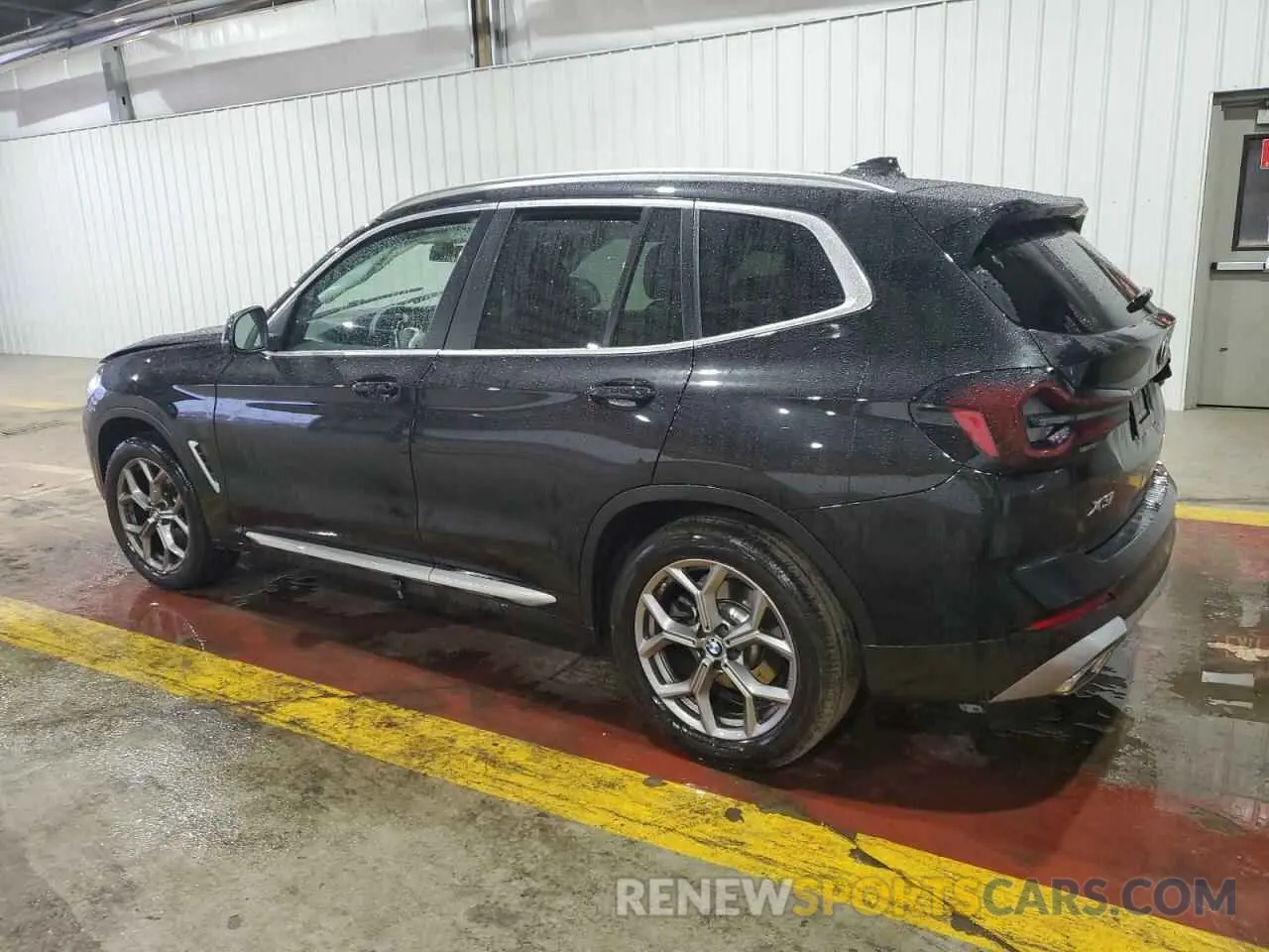 2 Photograph of a damaged car 5UX53DP09R9U81366 BMW X3 2024