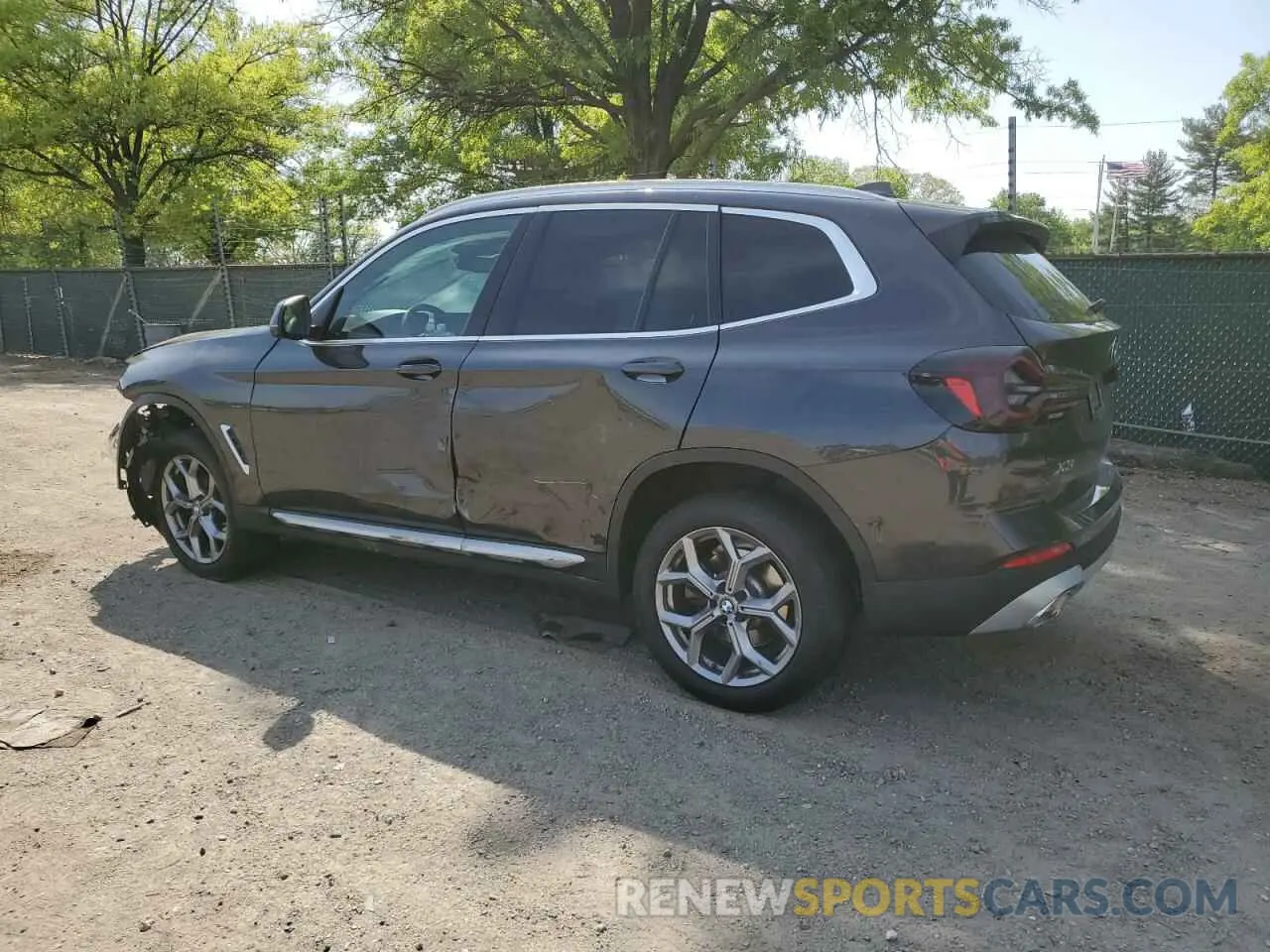 2 Photograph of a damaged car 5UX53DP0XR9U27445 BMW X3 2024