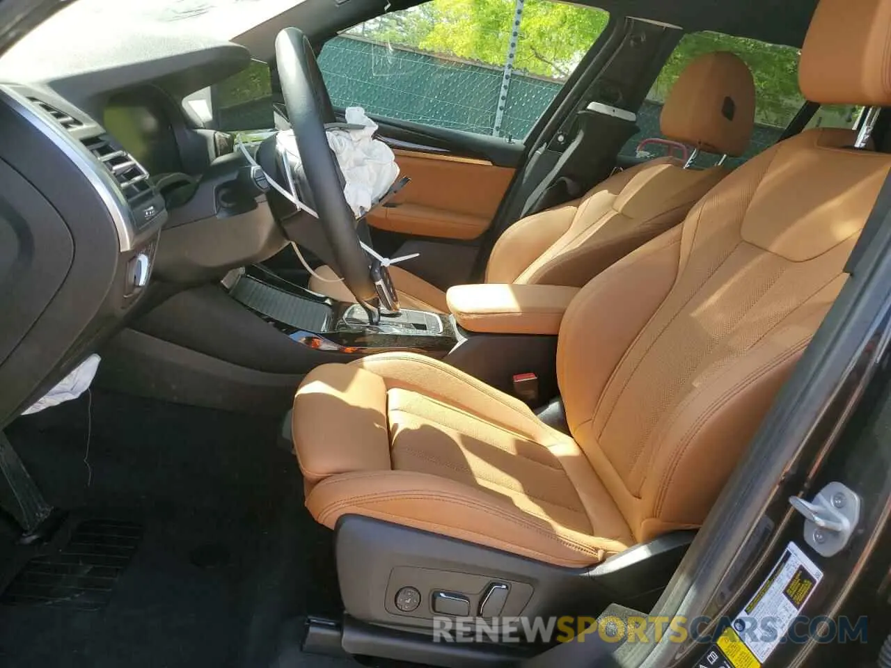7 Photograph of a damaged car 5UX53DP0XR9U27445 BMW X3 2024