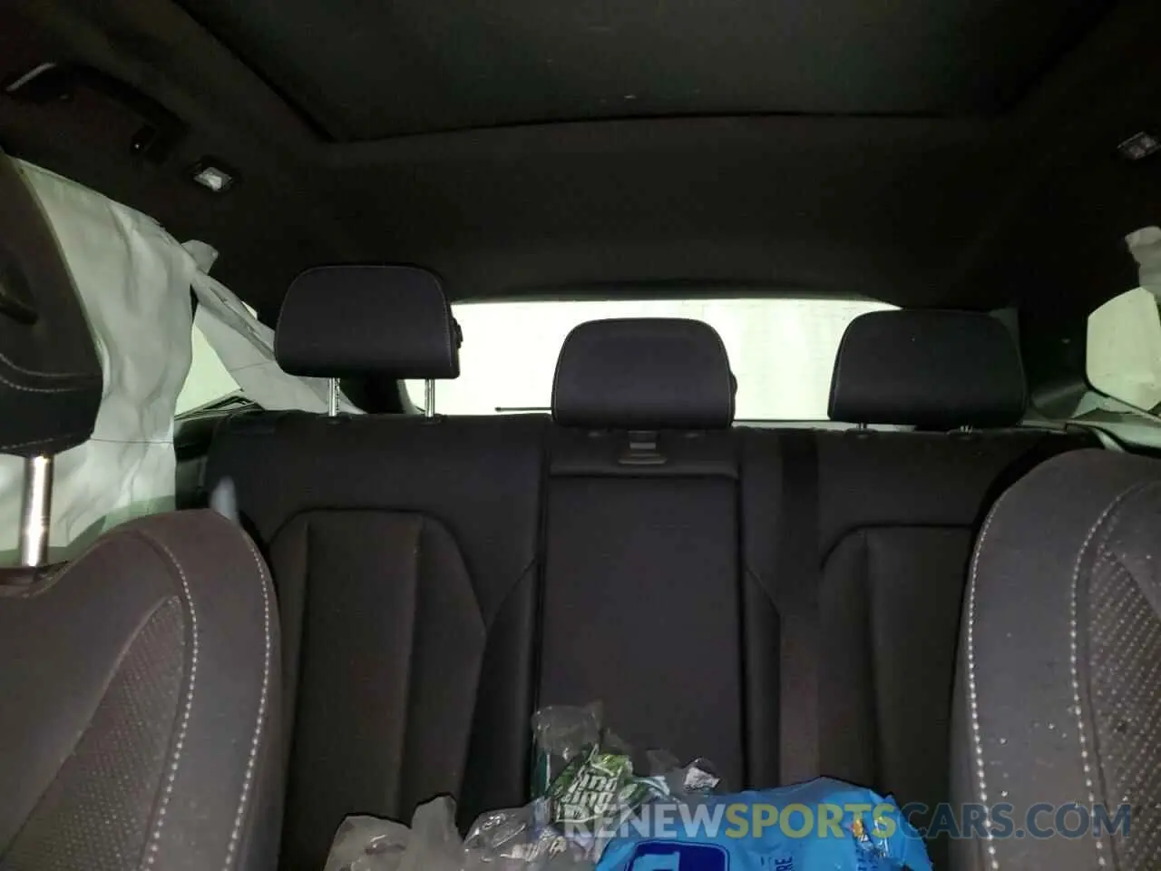 10 Photograph of a damaged car 5UX53DP0XR9W15236 BMW X3 2024