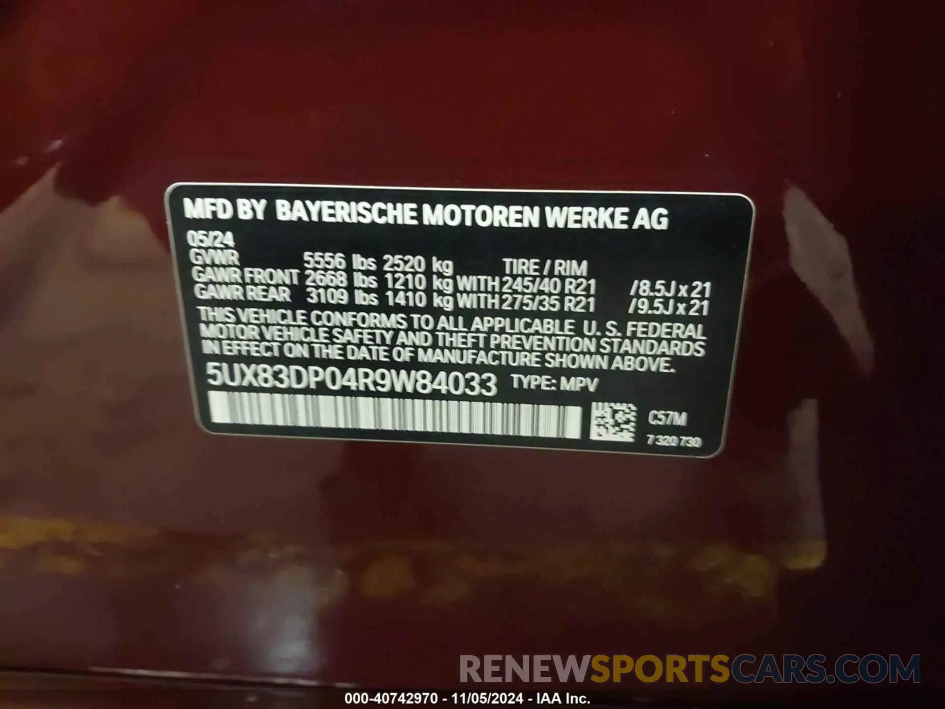 9 Photograph of a damaged car 5UX83DP04R9W84033 BMW X3 2024