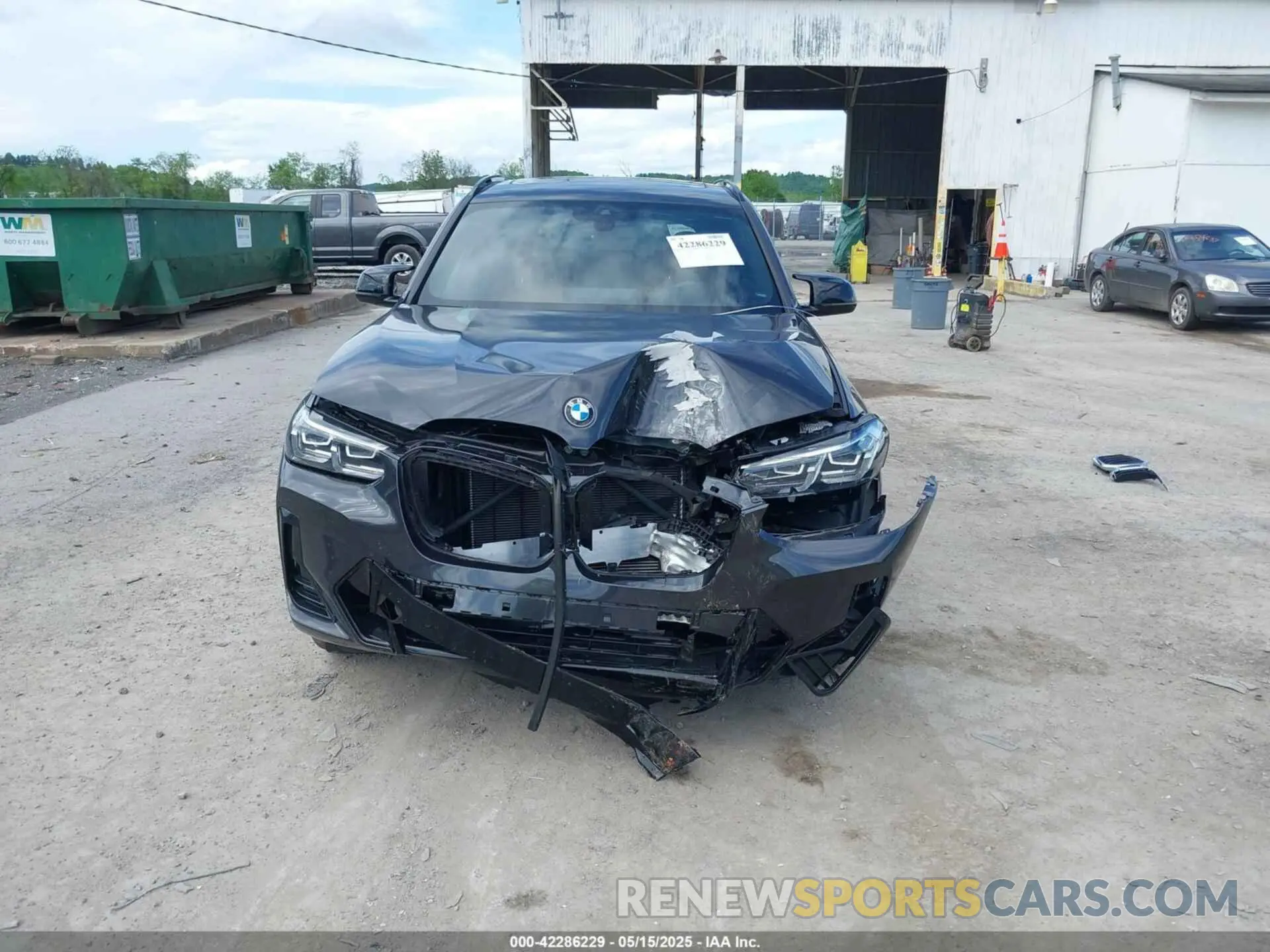 13 Photograph of a damaged car 5UX83DP05R9V58294 BMW X3 2024