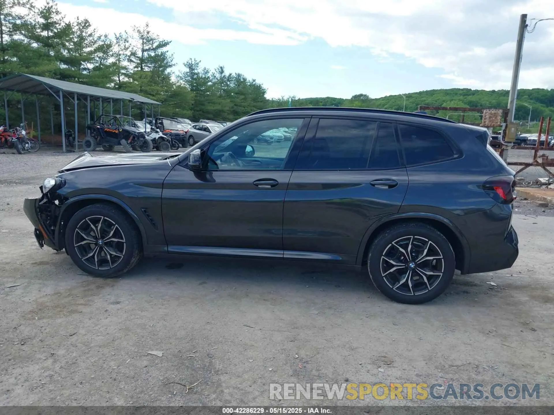 15 Photograph of a damaged car 5UX83DP05R9V58294 BMW X3 2024