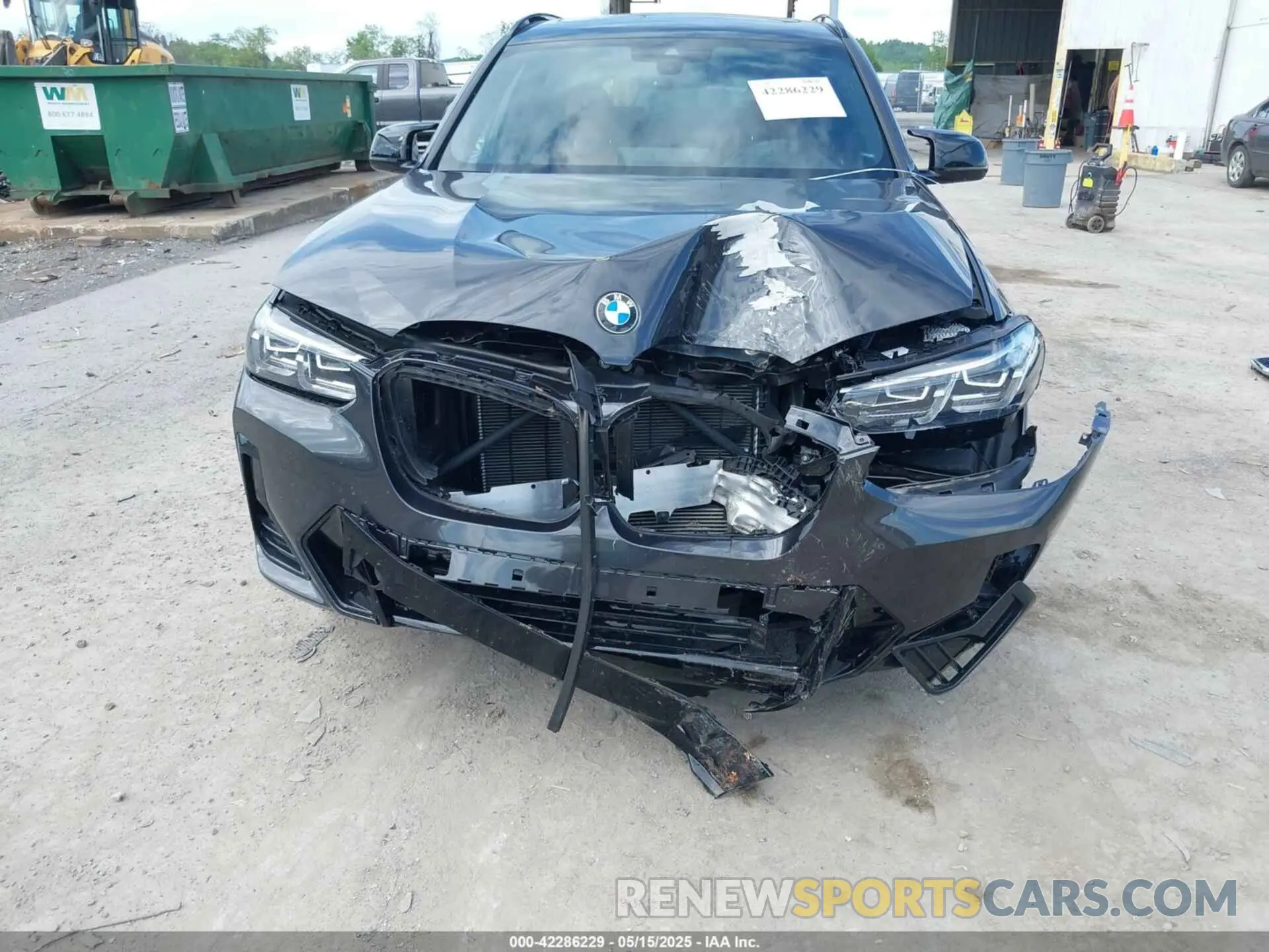 6 Photograph of a damaged car 5UX83DP05R9V58294 BMW X3 2024