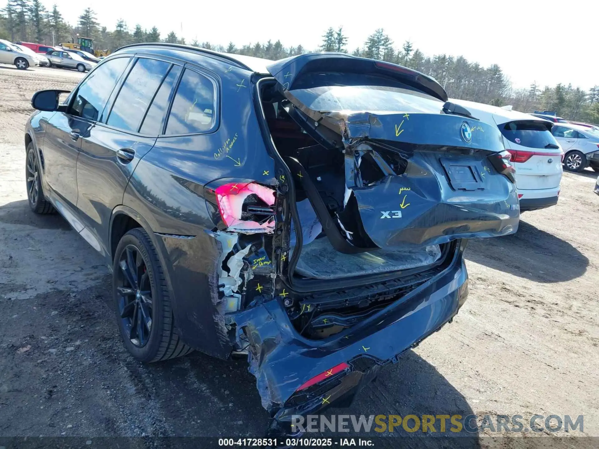 6 Photograph of a damaged car 5UX83DP08R9X09466 BMW X3 2024
