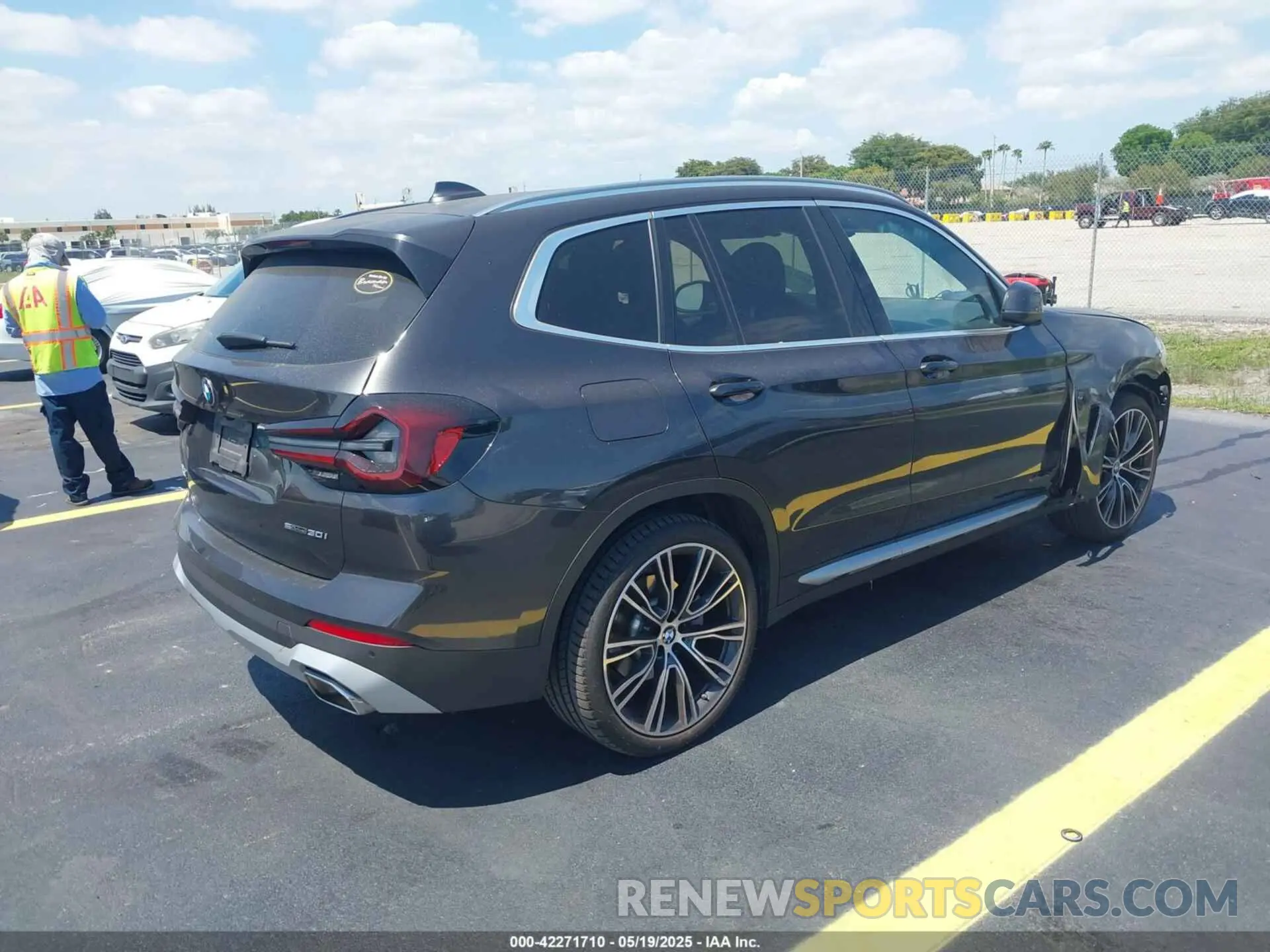 4 Photograph of a damaged car WBX47DP0XRN280846 BMW X3 2024