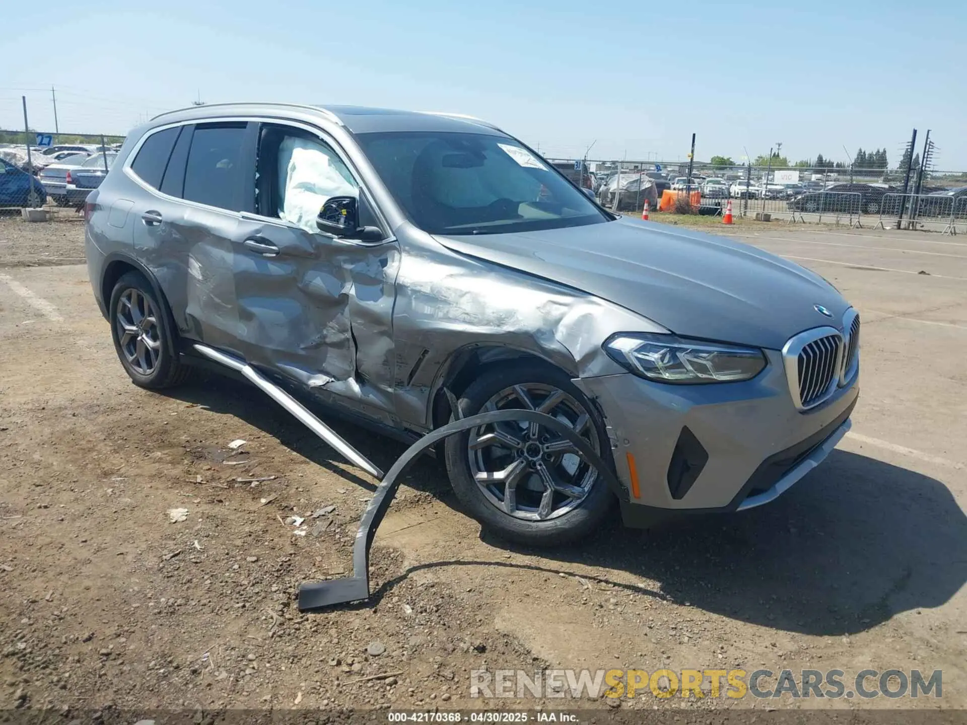 1 Photograph of a damaged car WBX57DP04RN317992 BMW X3 2024