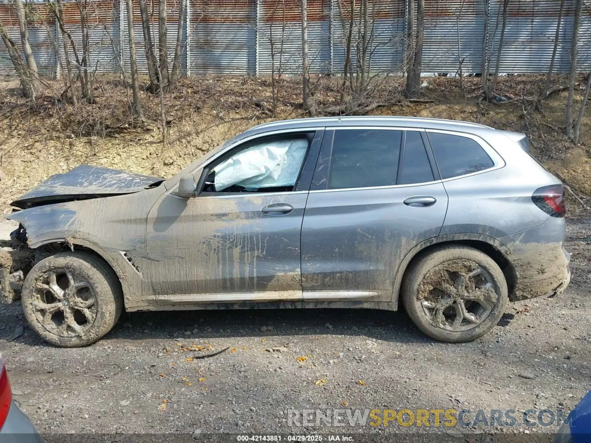 15 Photograph of a damaged car WBX57DP0XRN253280 BMW X3 2024