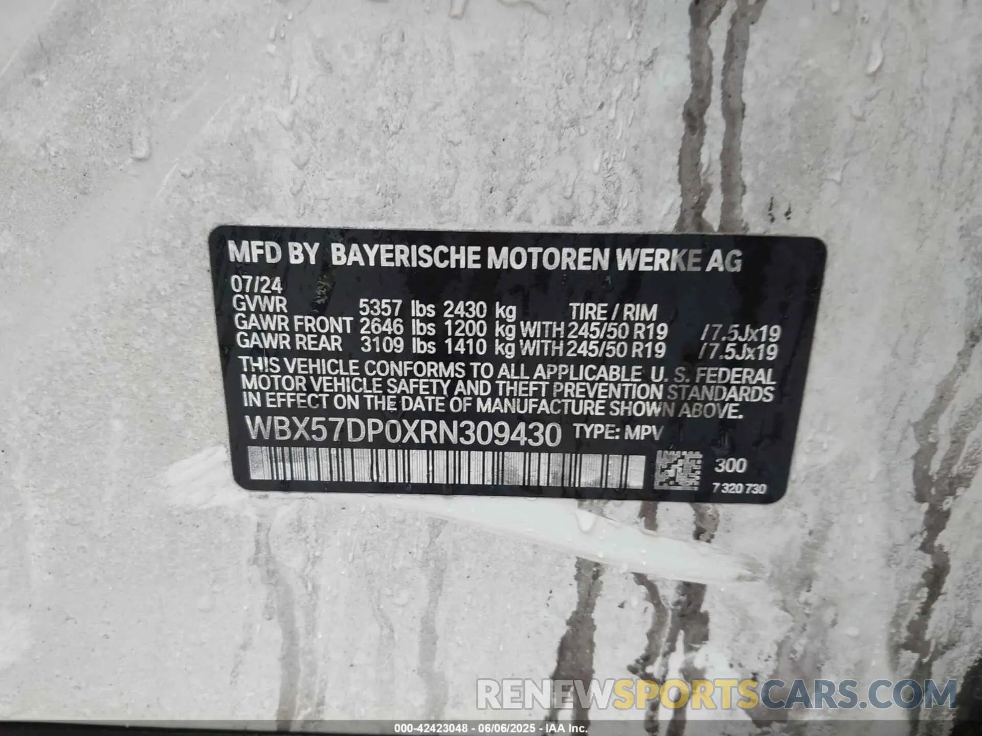9 Photograph of a damaged car WBX57DP0XRN309430 BMW X3 2024