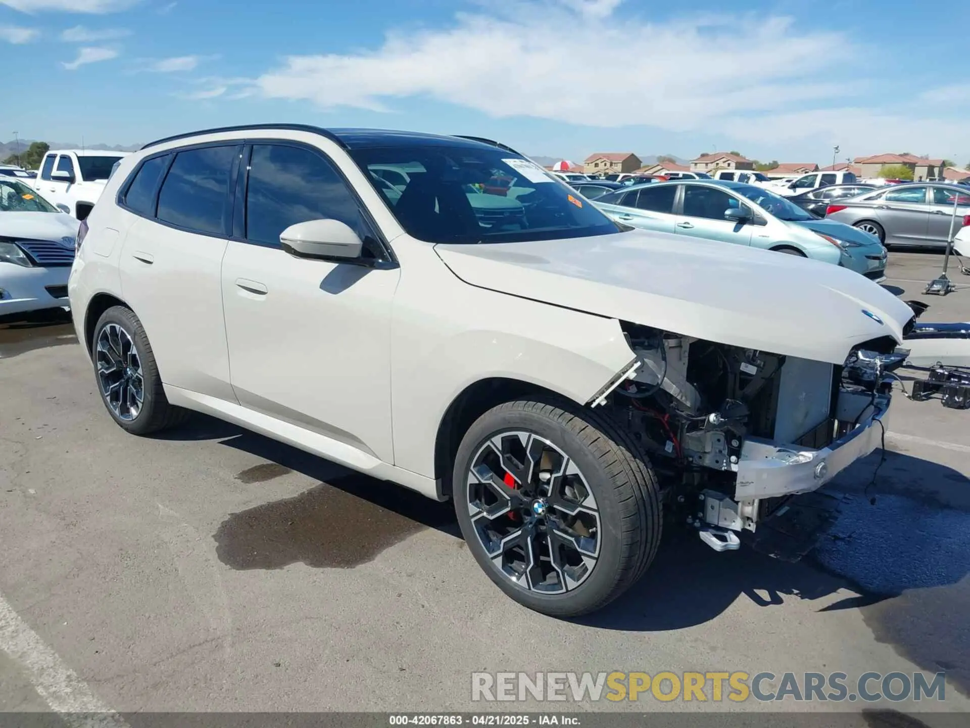 1 Photograph of a damaged car 5UX53GP05S9Z07061 BMW X3 2025
