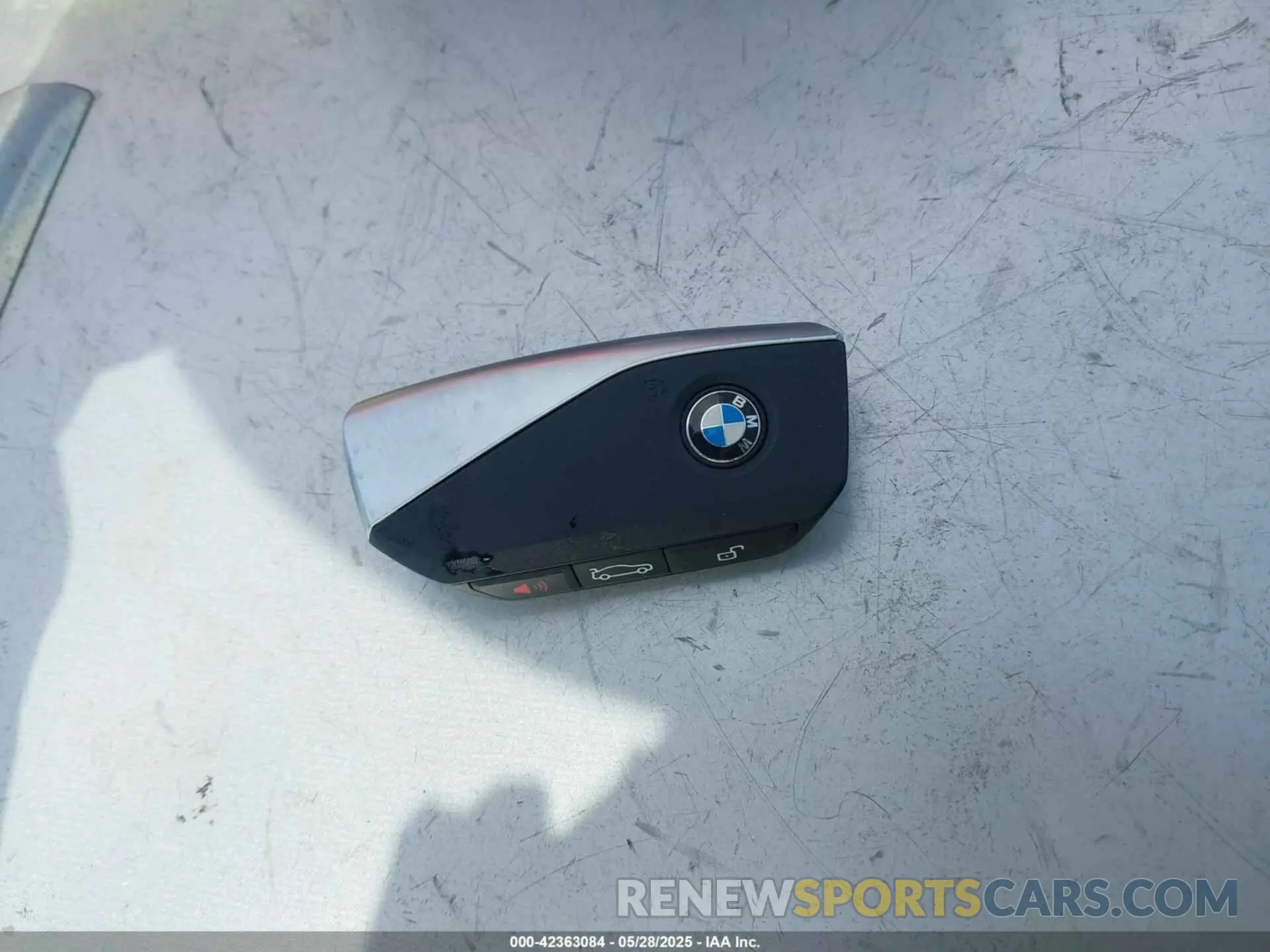 11 Photograph of a damaged car 5UX53GP07S9Y78730 BMW X3 2025