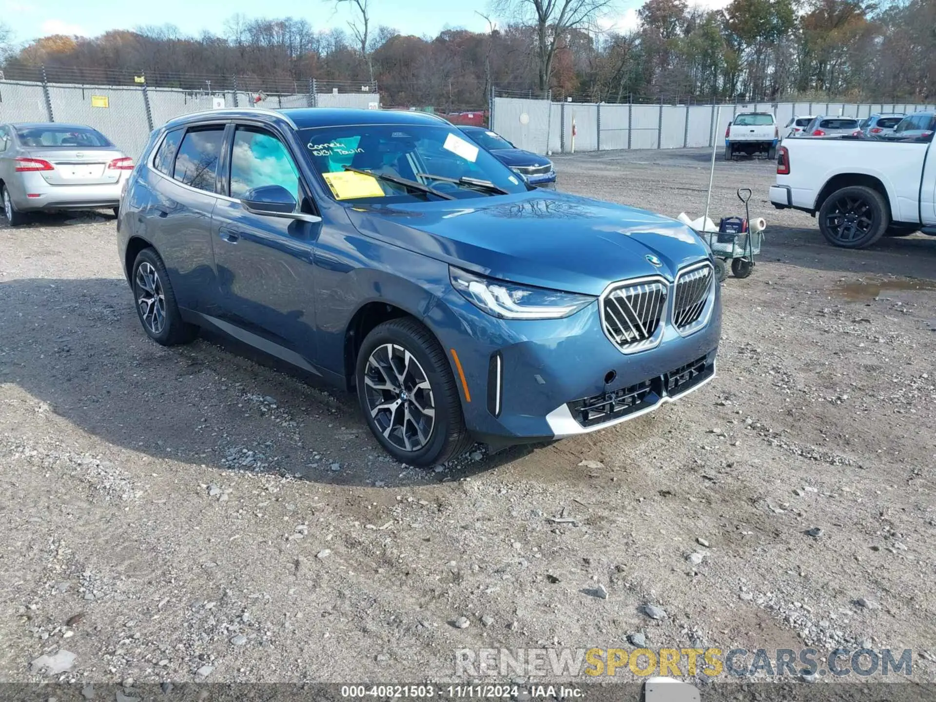 1 Photograph of a damaged car 5UX53GP08S9Y43288 BMW X3 2025