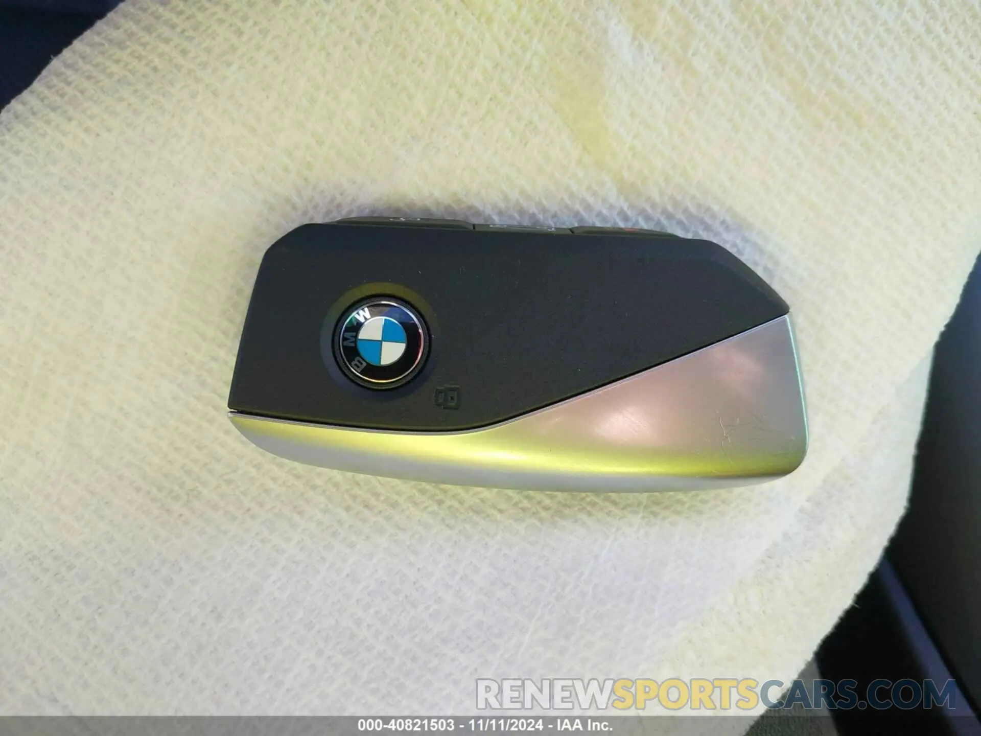 11 Photograph of a damaged car 5UX53GP08S9Y43288 BMW X3 2025