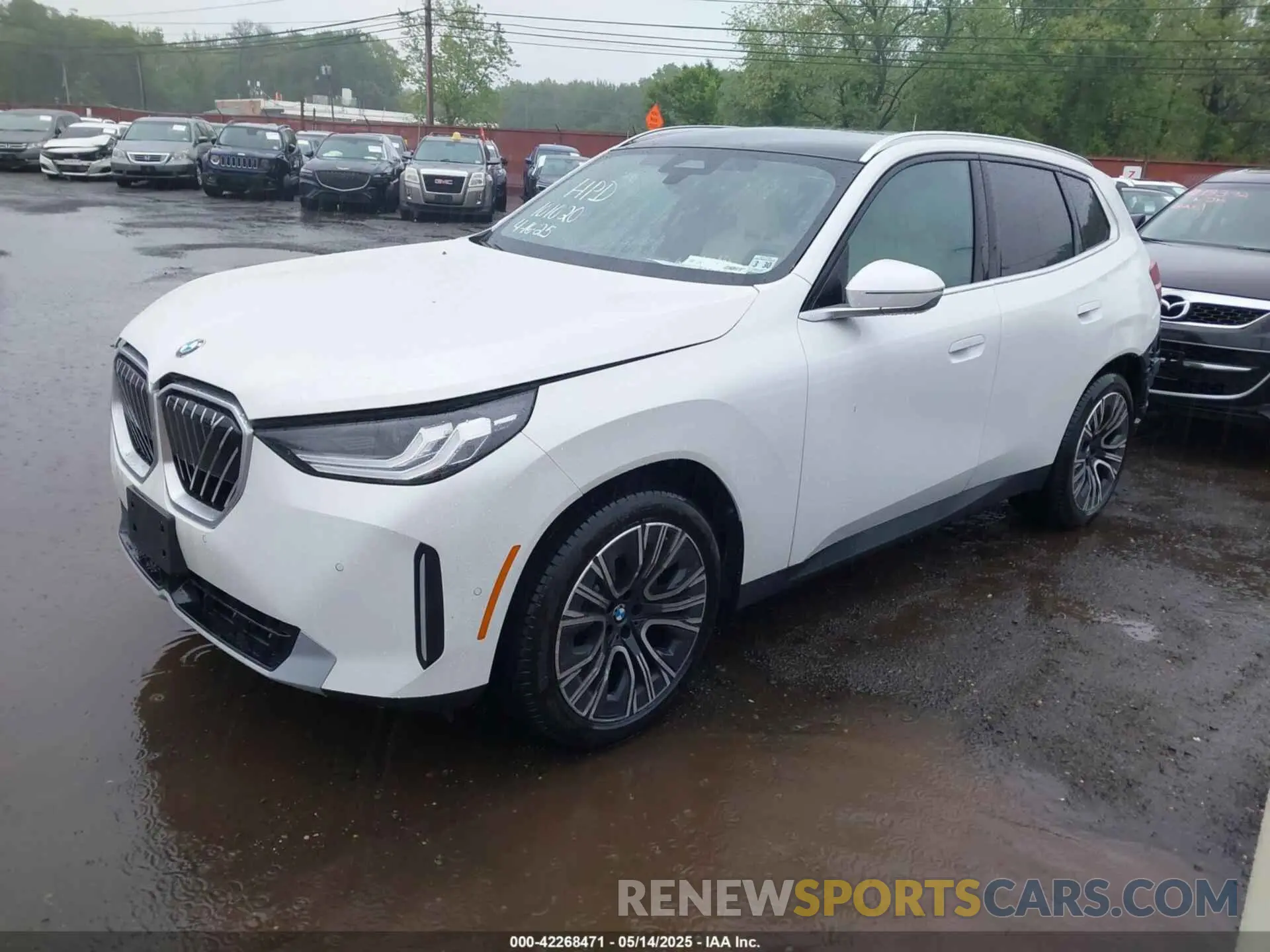 2 Photograph of a damaged car 5UX53GP09S9Z87528 BMW X3 2025