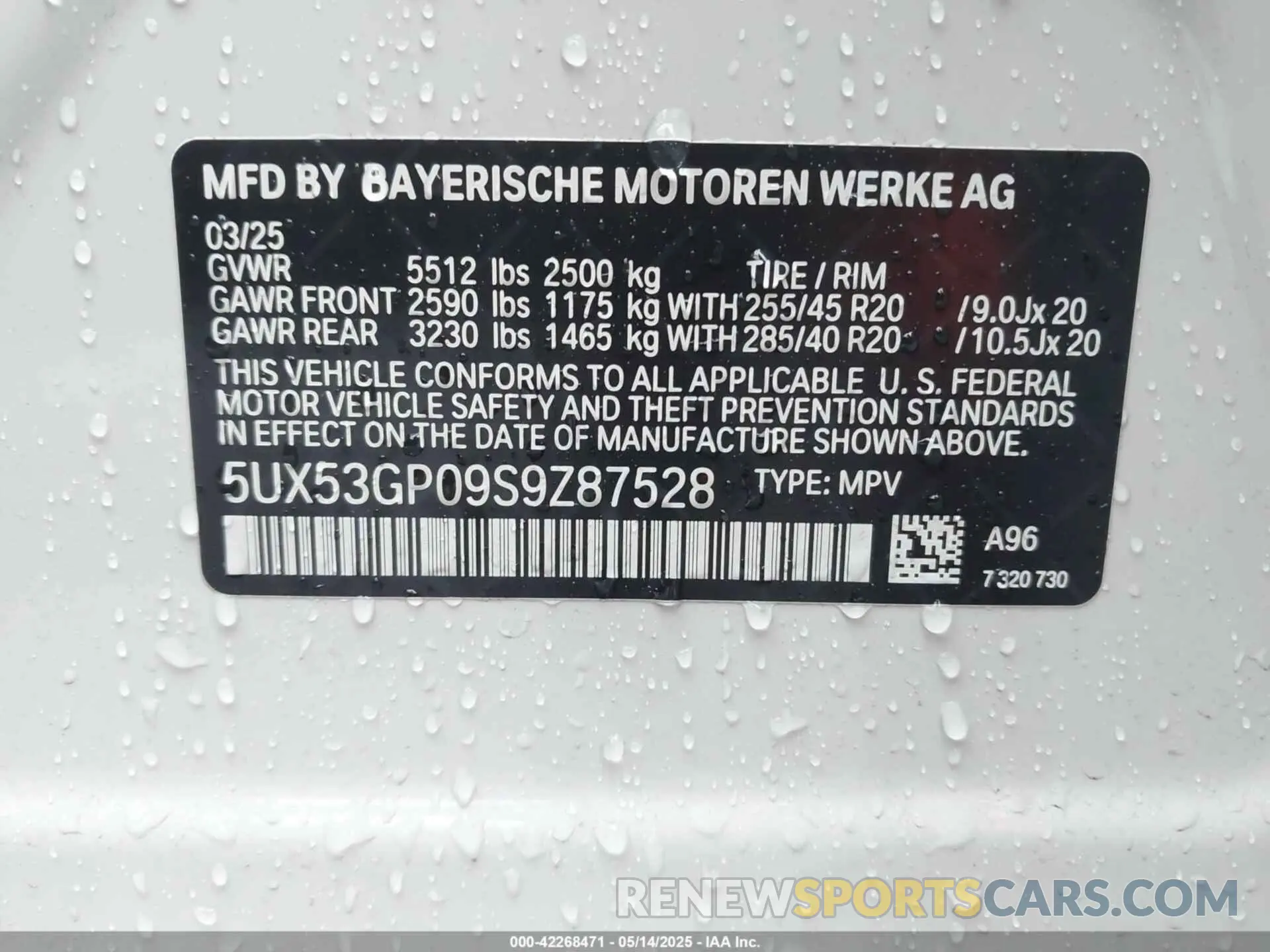 9 Photograph of a damaged car 5UX53GP09S9Z87528 BMW X3 2025
