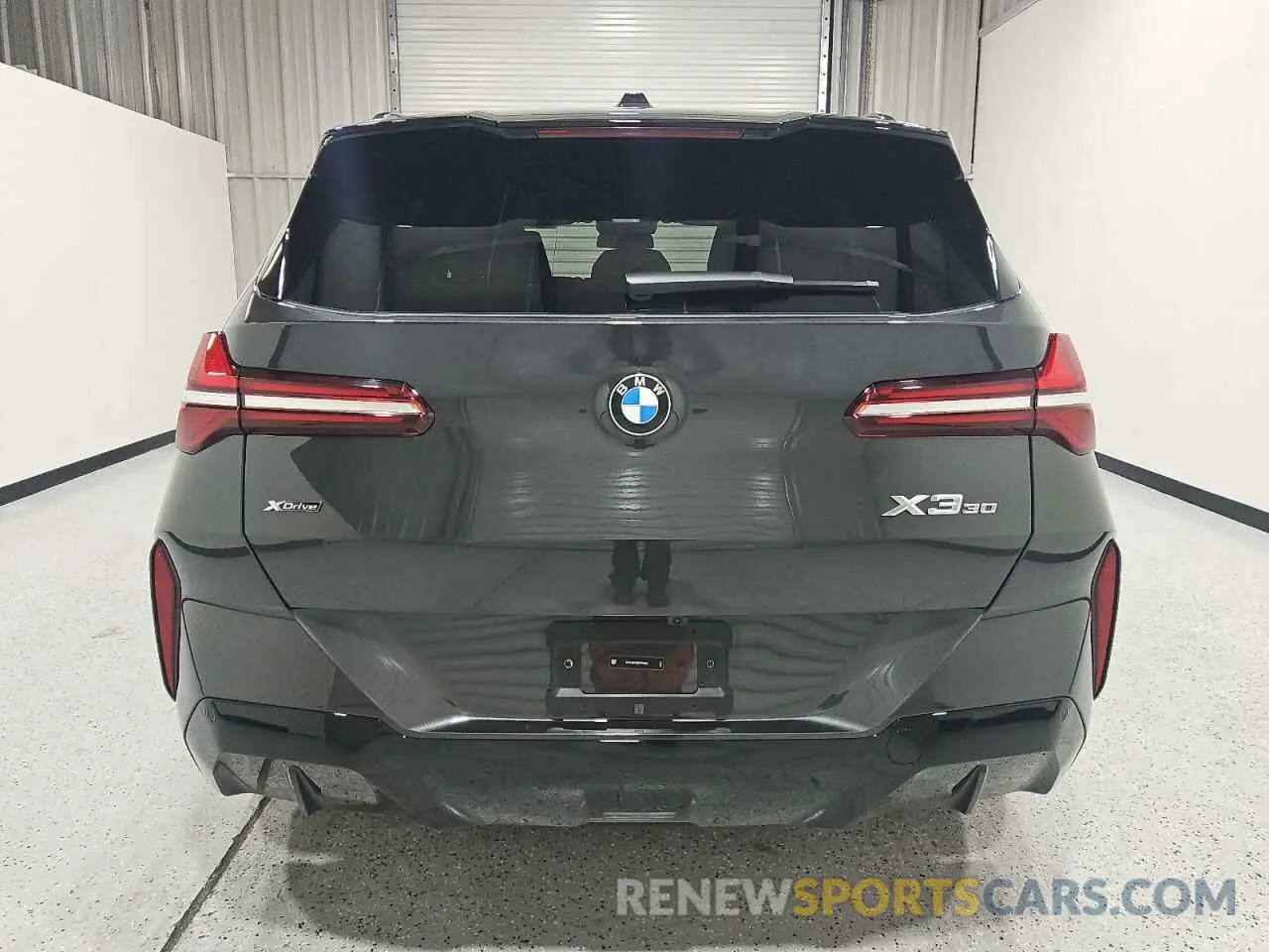 6 Photograph of a damaged car 5UX53GP05S9Y69055 BMW X3 30 XDRI 2025
