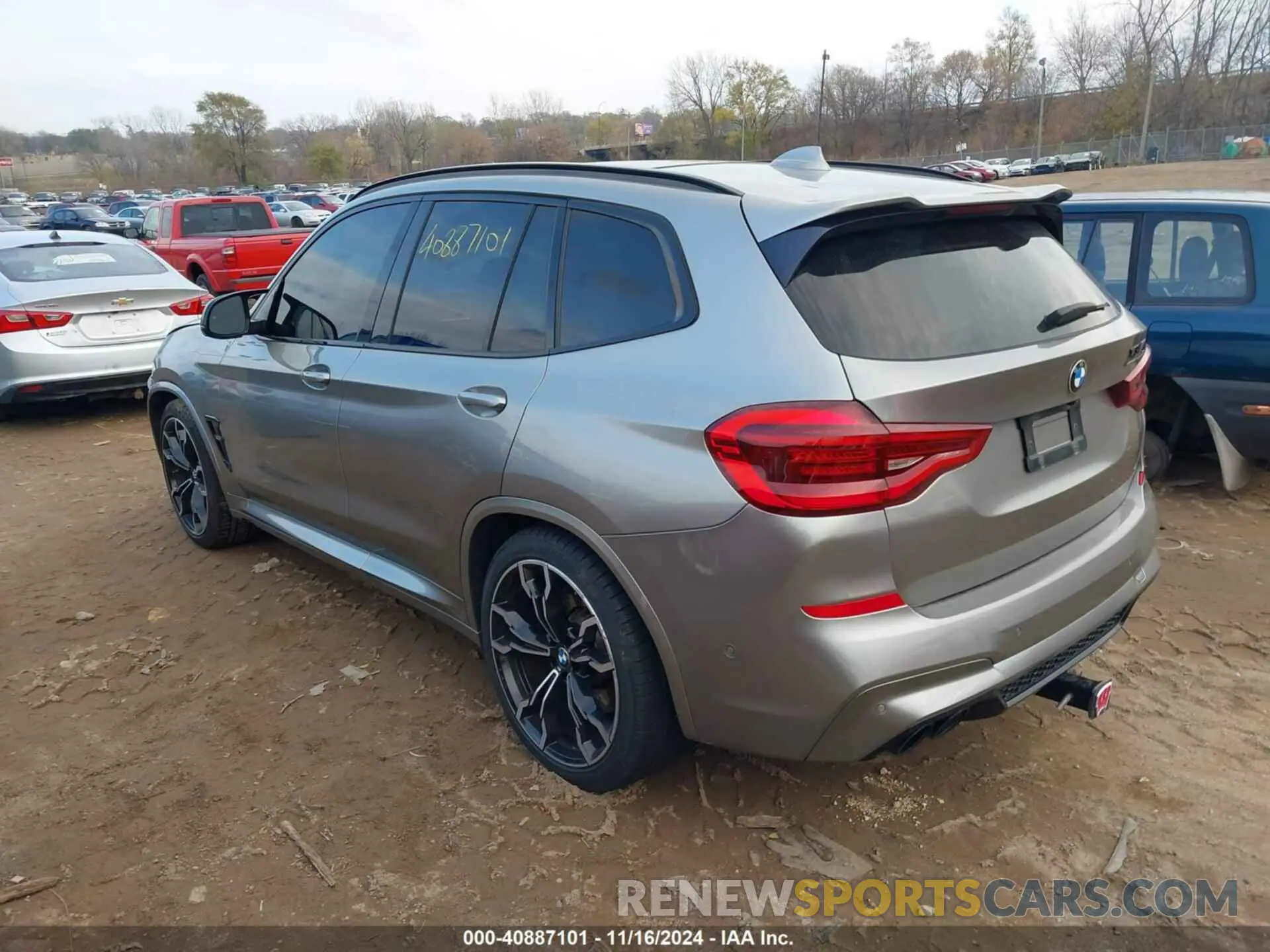 3 Photograph of a damaged car 5YMTS0C00LLT10226 BMW X3 M 2020