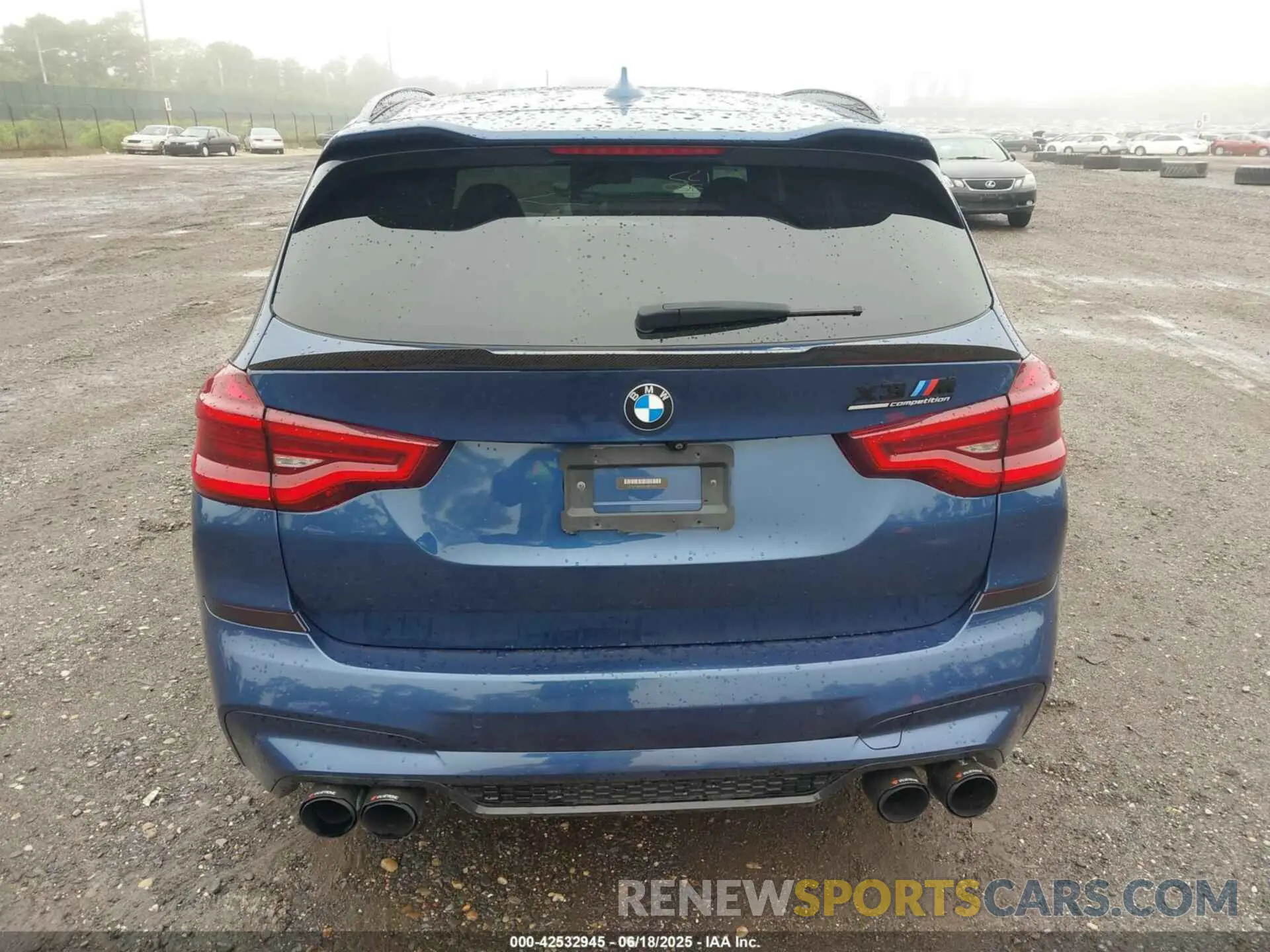 16 Photograph of a damaged car 5YMTS0C03L9B74349 BMW X3 M 2020