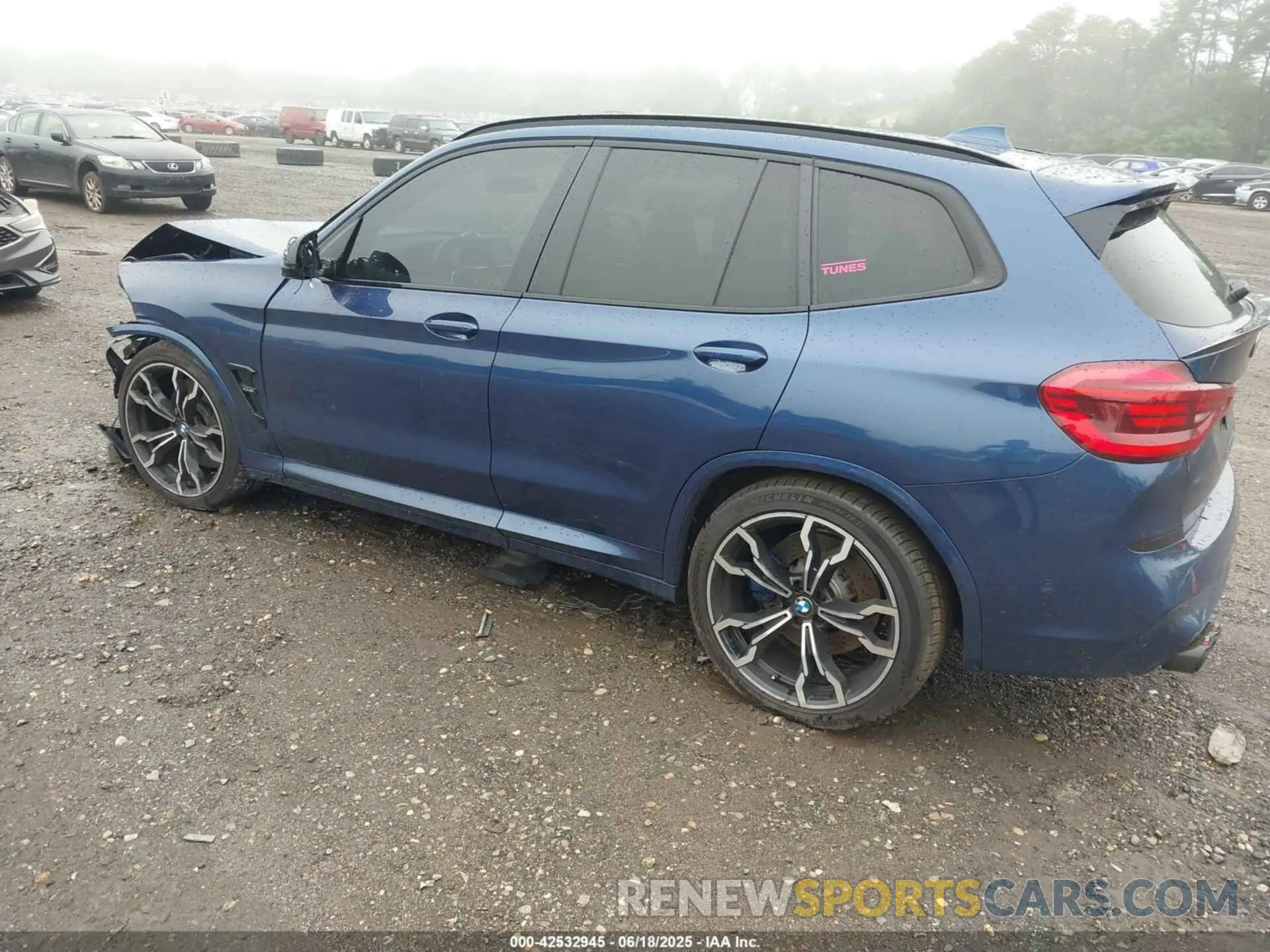 3 Photograph of a damaged car 5YMTS0C03L9B74349 BMW X3 M 2020