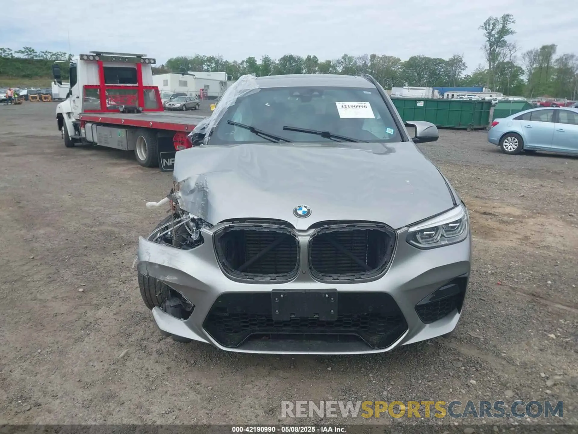 13 Photograph of a damaged car 5YMTS0C03L9C47882 BMW X3 M 2020