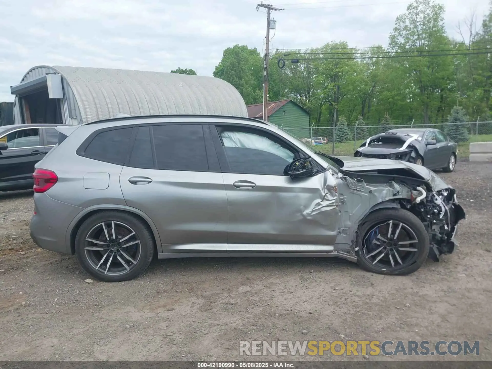 14 Photograph of a damaged car 5YMTS0C03L9C47882 BMW X3 M 2020