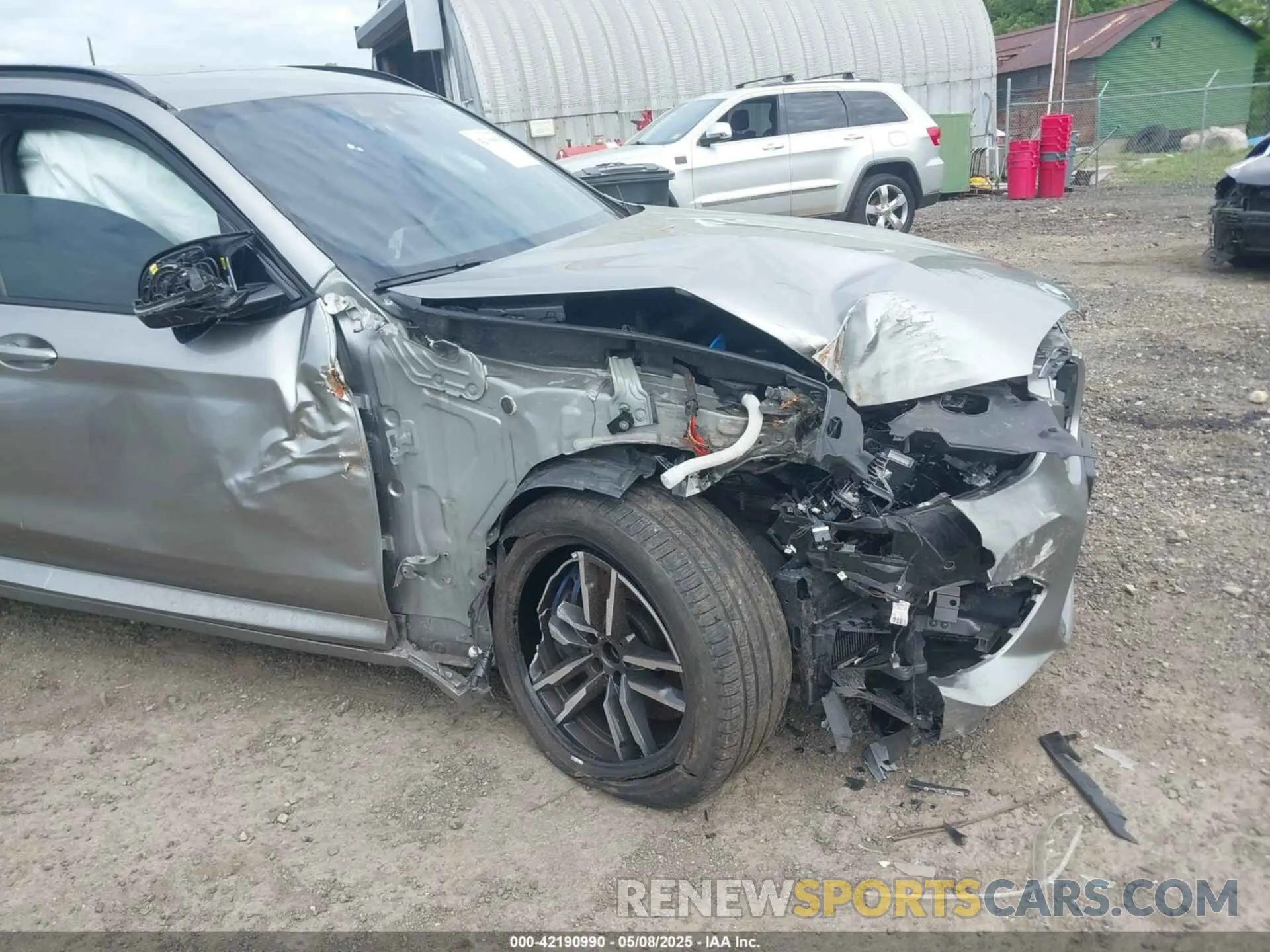 18 Photograph of a damaged car 5YMTS0C03L9C47882 BMW X3 M 2020