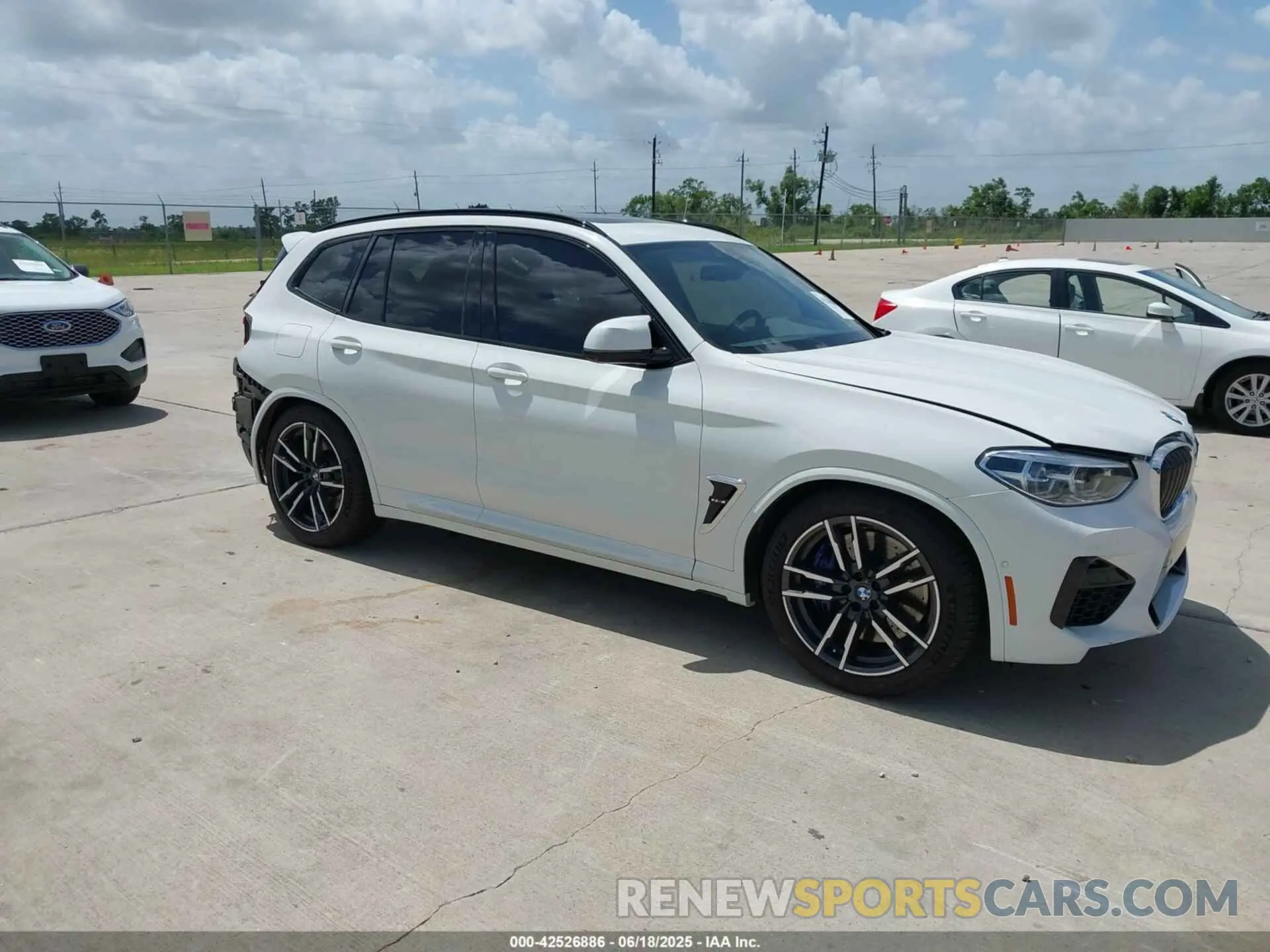 1 Photograph of a damaged car 5YMTS0C05L9C87865 BMW X3 M 2020