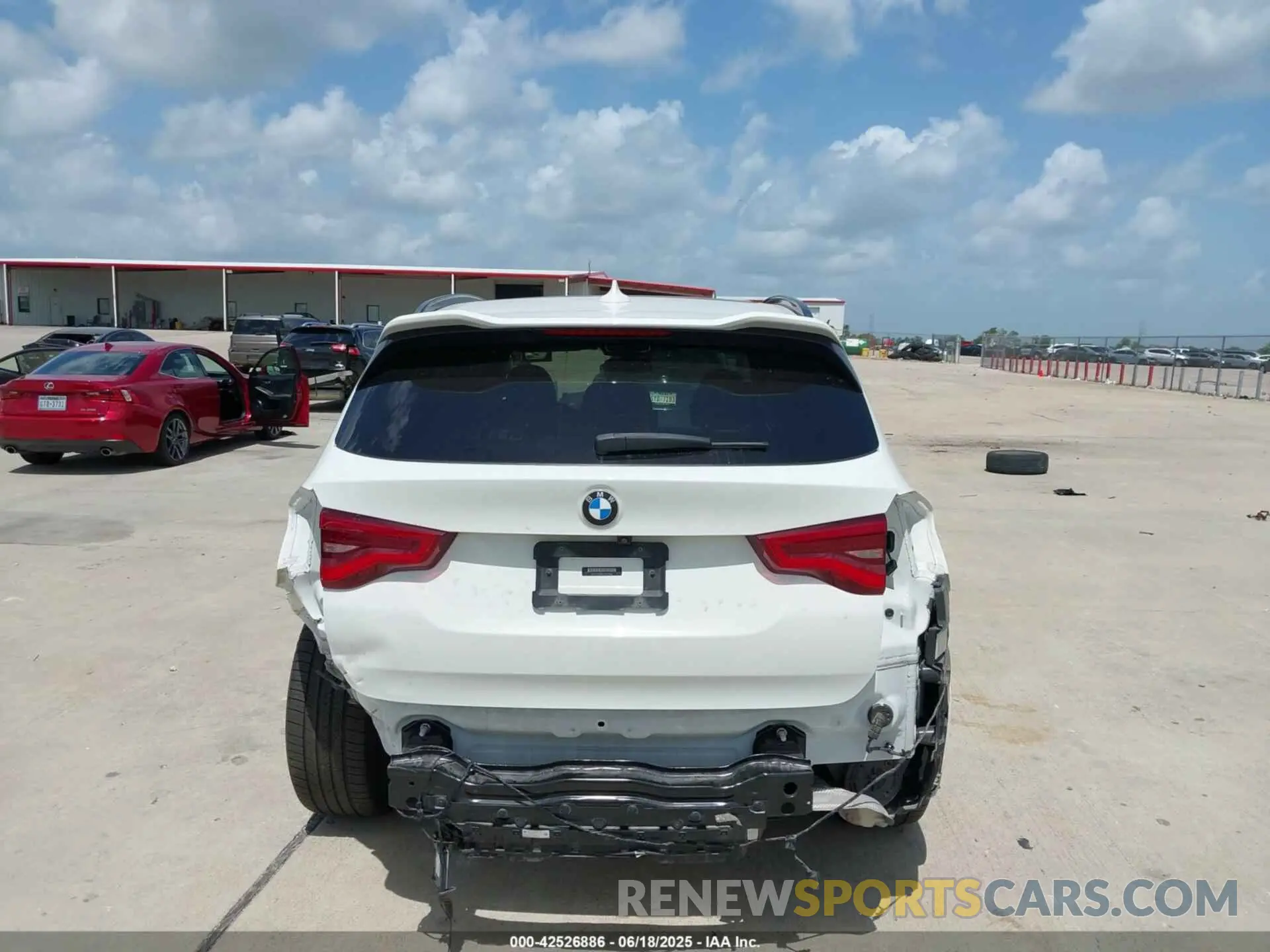 16 Photograph of a damaged car 5YMTS0C05L9C87865 BMW X3 M 2020